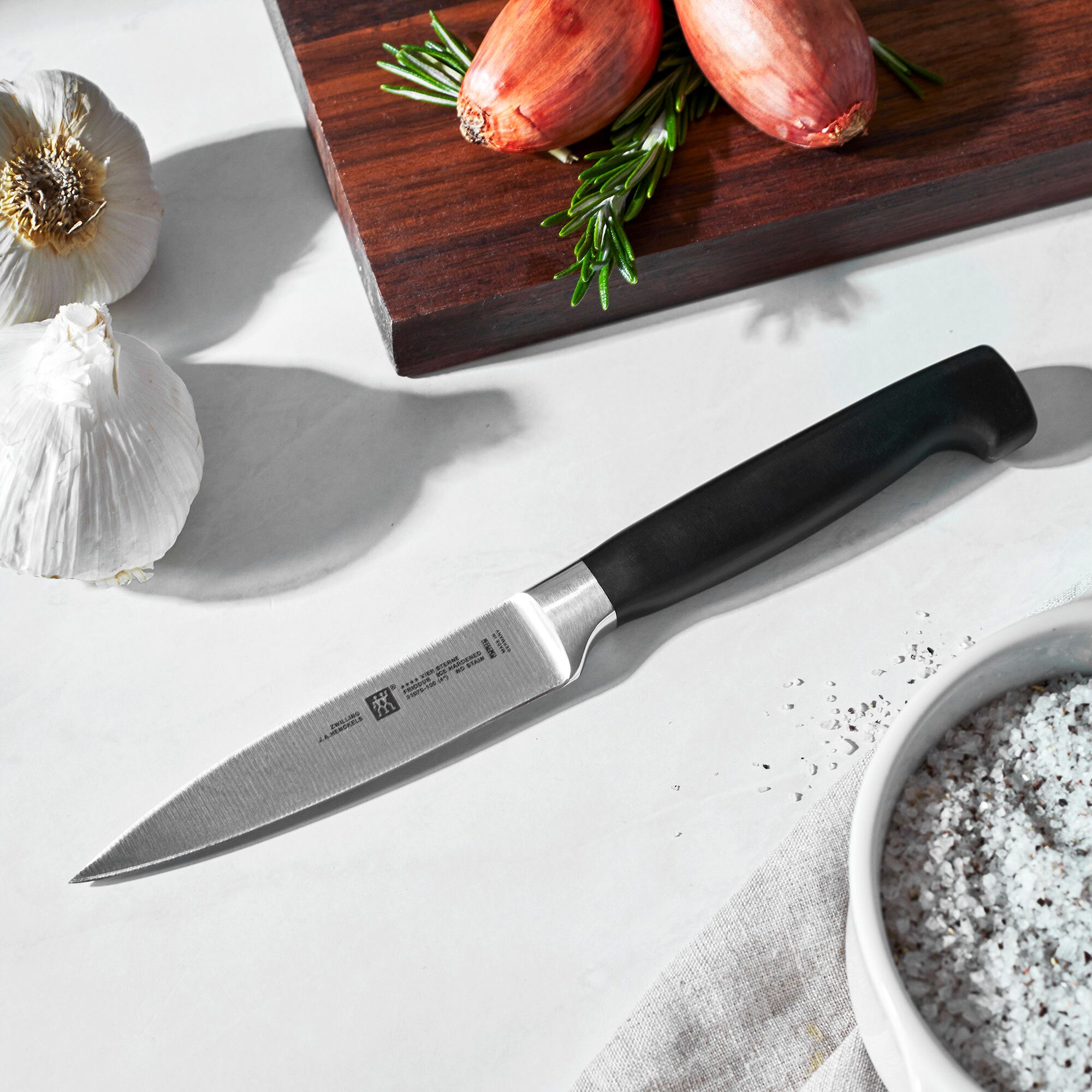 ZWILLING | Four Star Paring & Garnishing Knife – 10 cm blade - FRIODUR ice-hardened