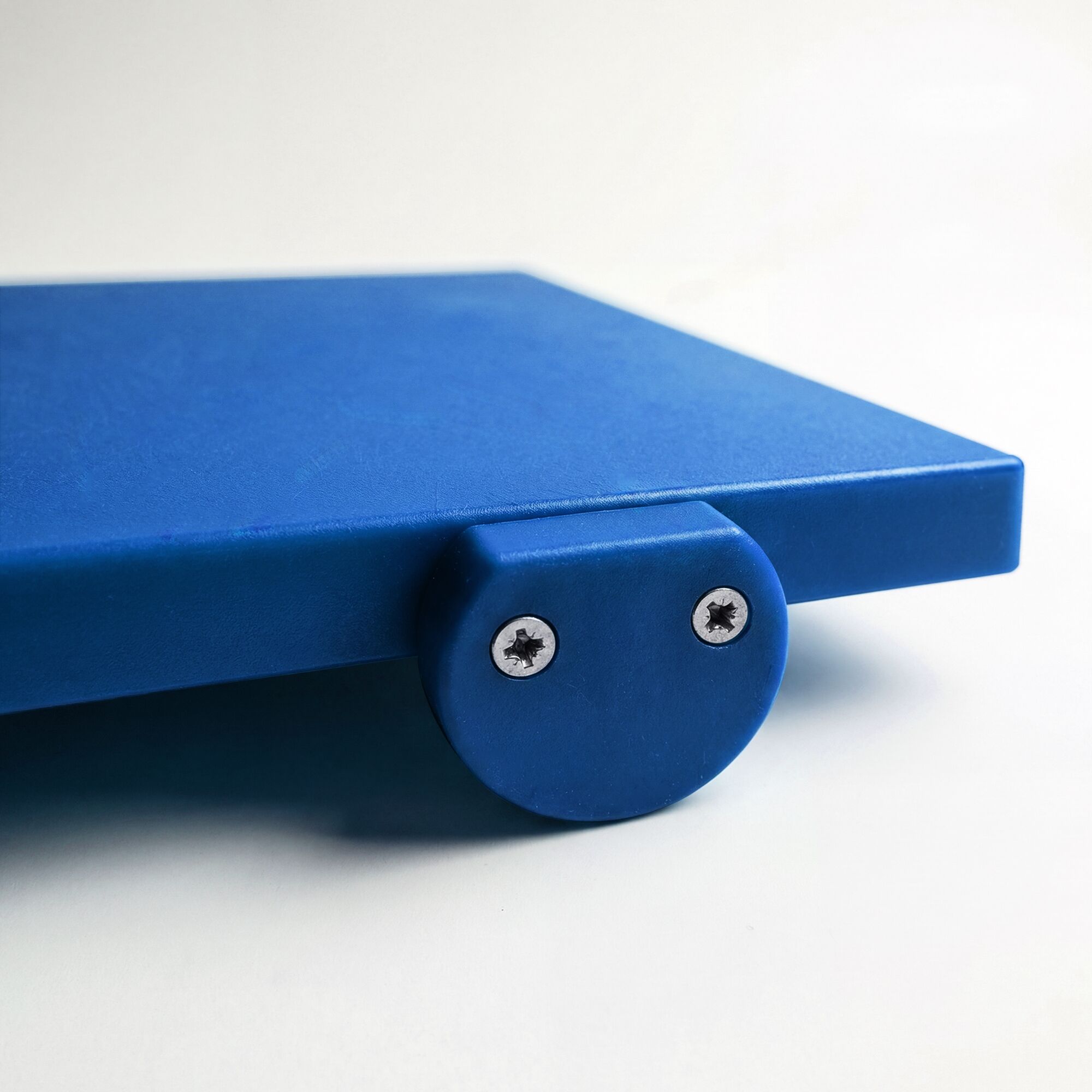 Planche à découper antidérapante avec butées – 250 × 400 mm – conforme HACCP – Bleu