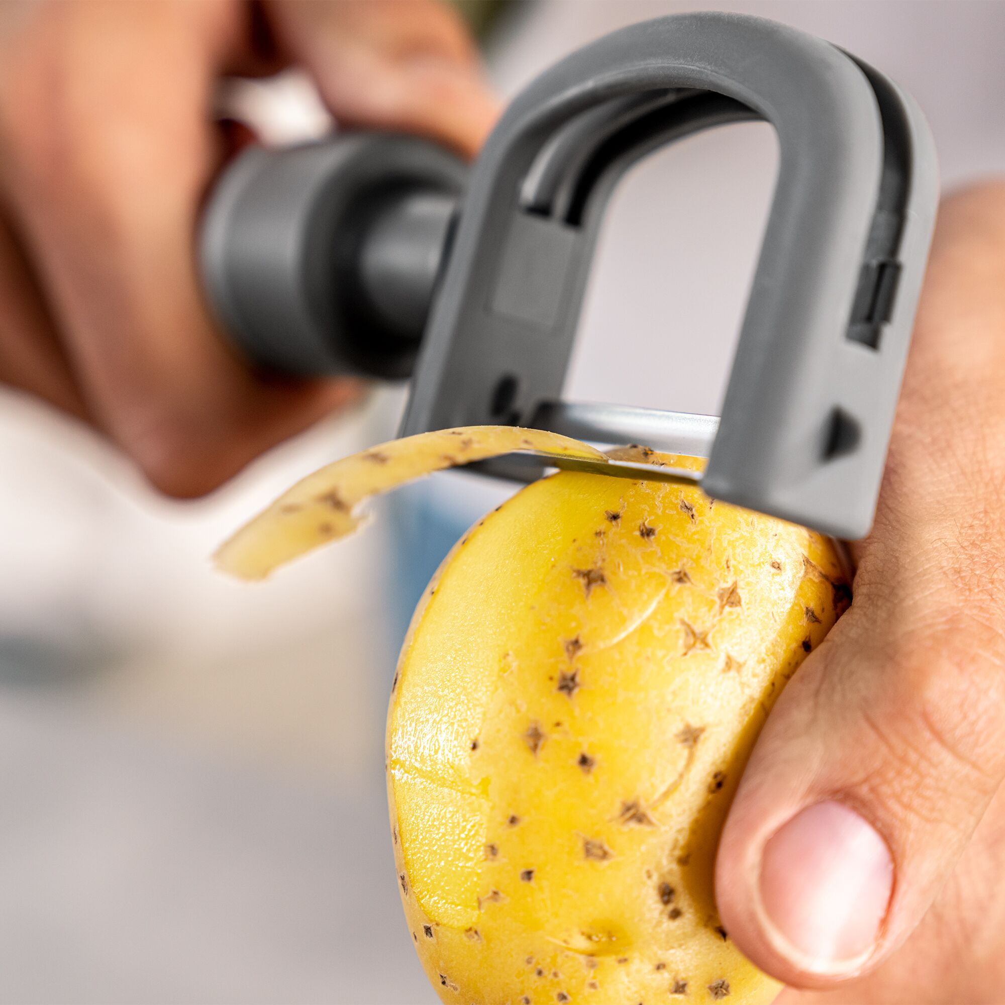 ZWILLING | Z-CUT 2-in-1 peeler - Grey