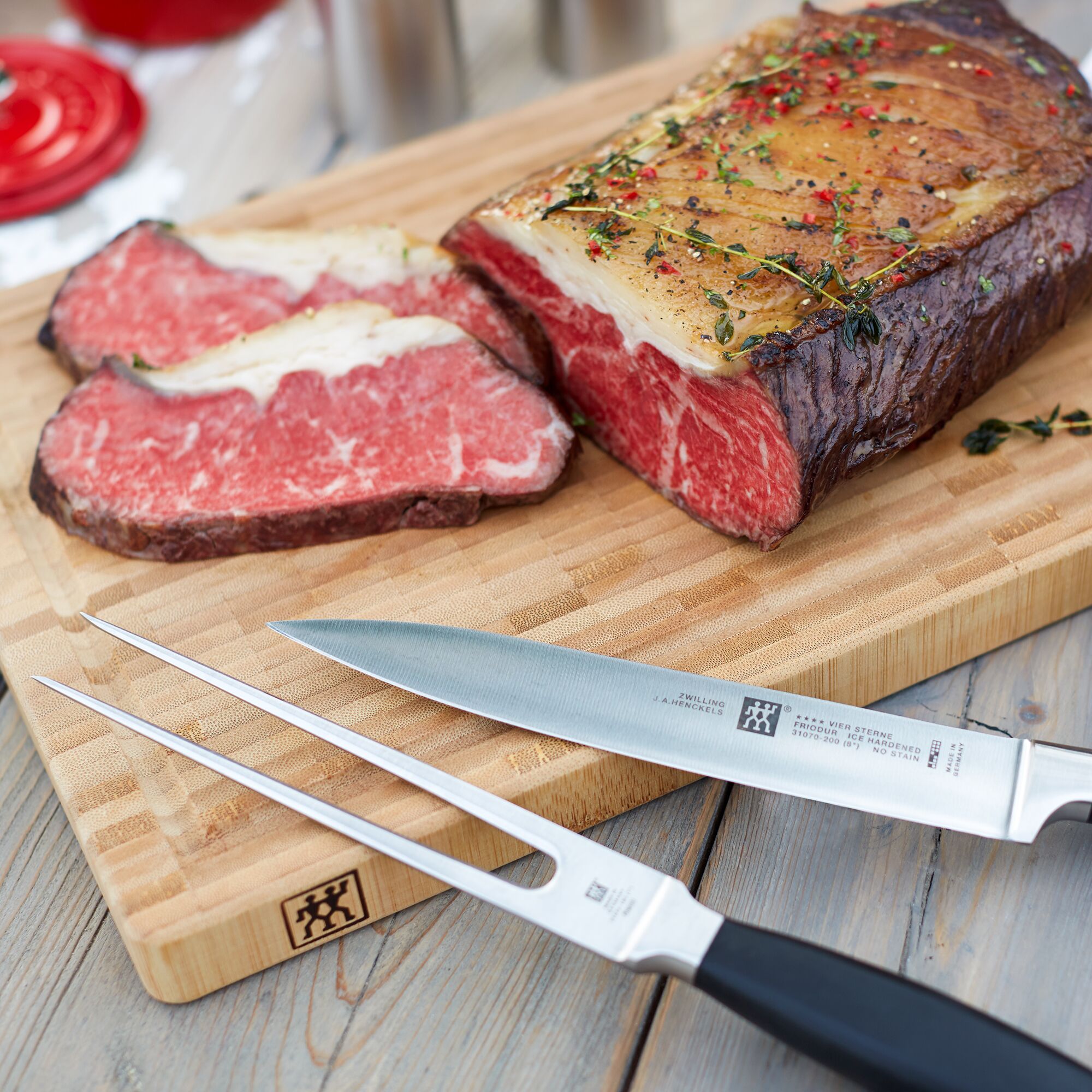 ZWILLING | Four Star Carving Fork – Black handle - FRIODUR ice-hardened