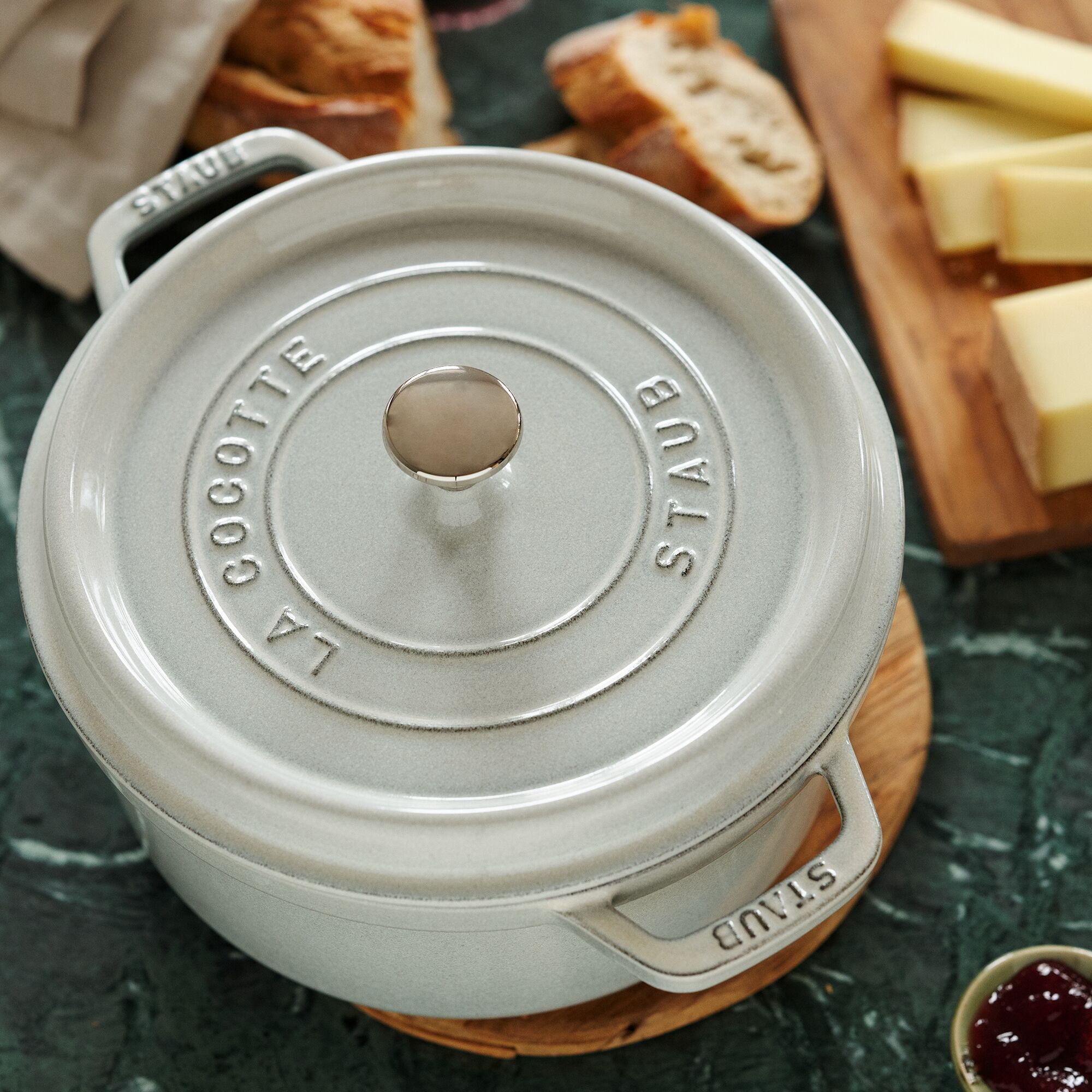 STAUB | LA COCOTTE - Cocotte - Ø 280mm - gjutjärn - vit tryffel