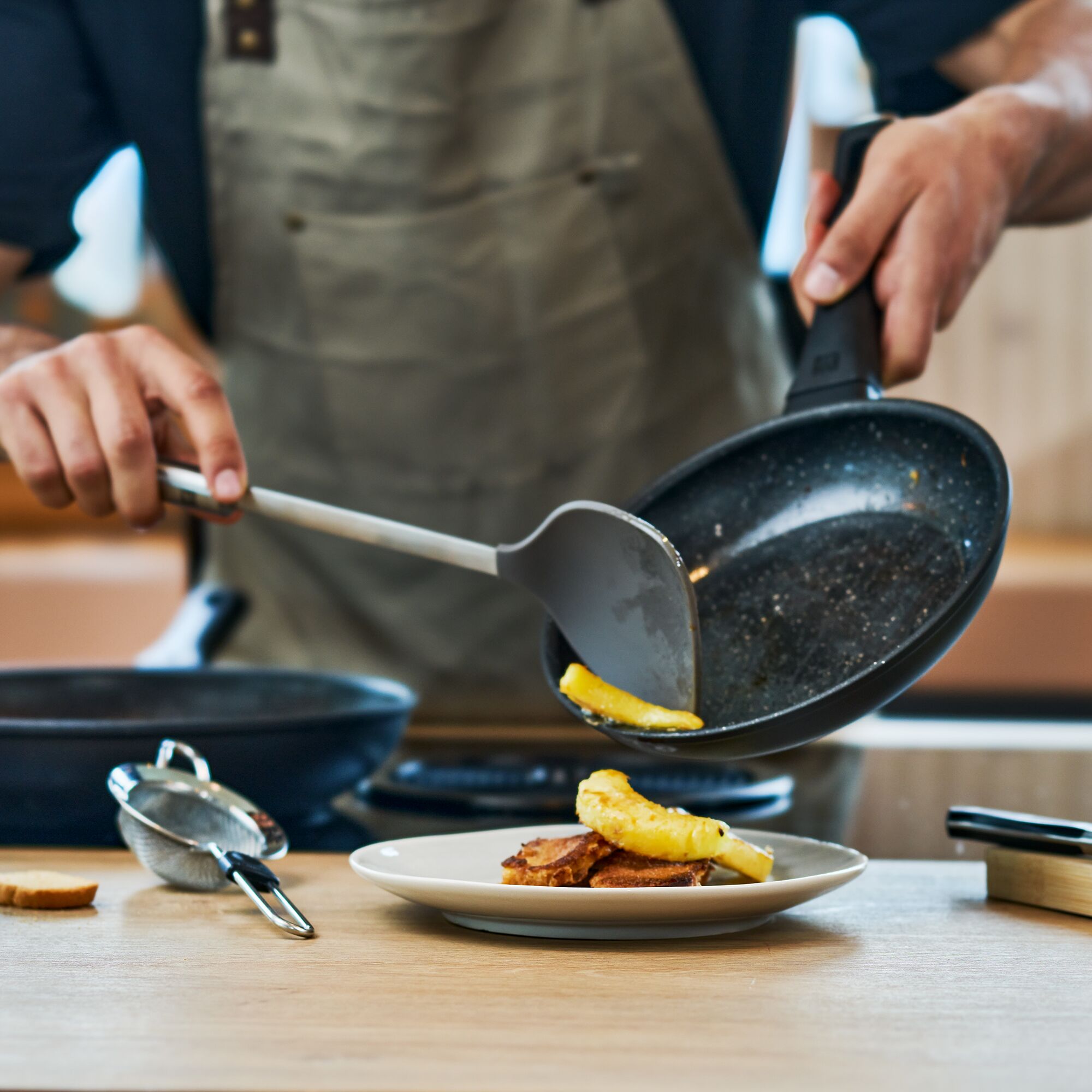 ZWILLING | Wok Spatula – Stainless Handle, Silicone Head - 370 mm