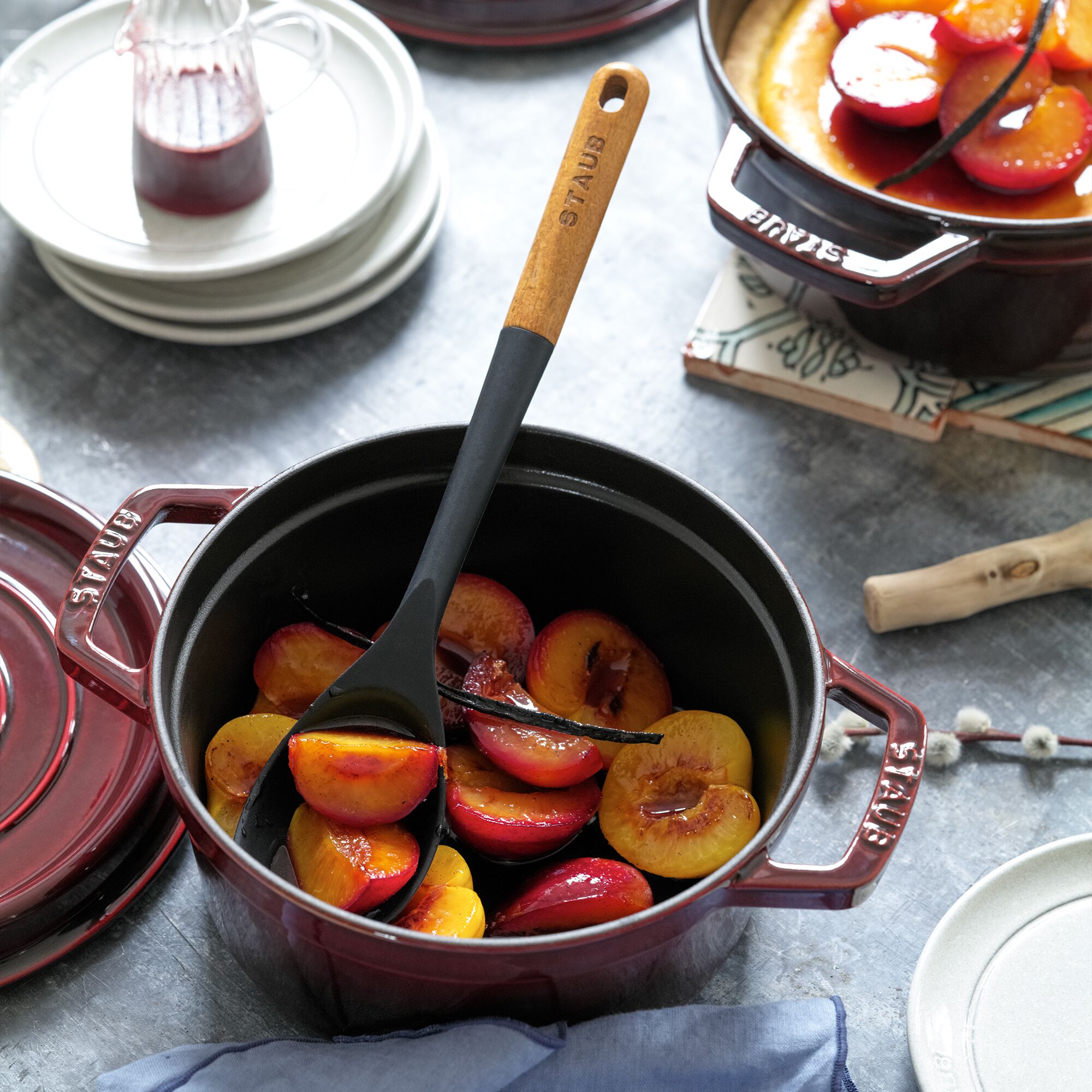 STAUB | LA COCOTTE - Cocotte - Ø 260mm - Gjutjärn - Grenadine röd
