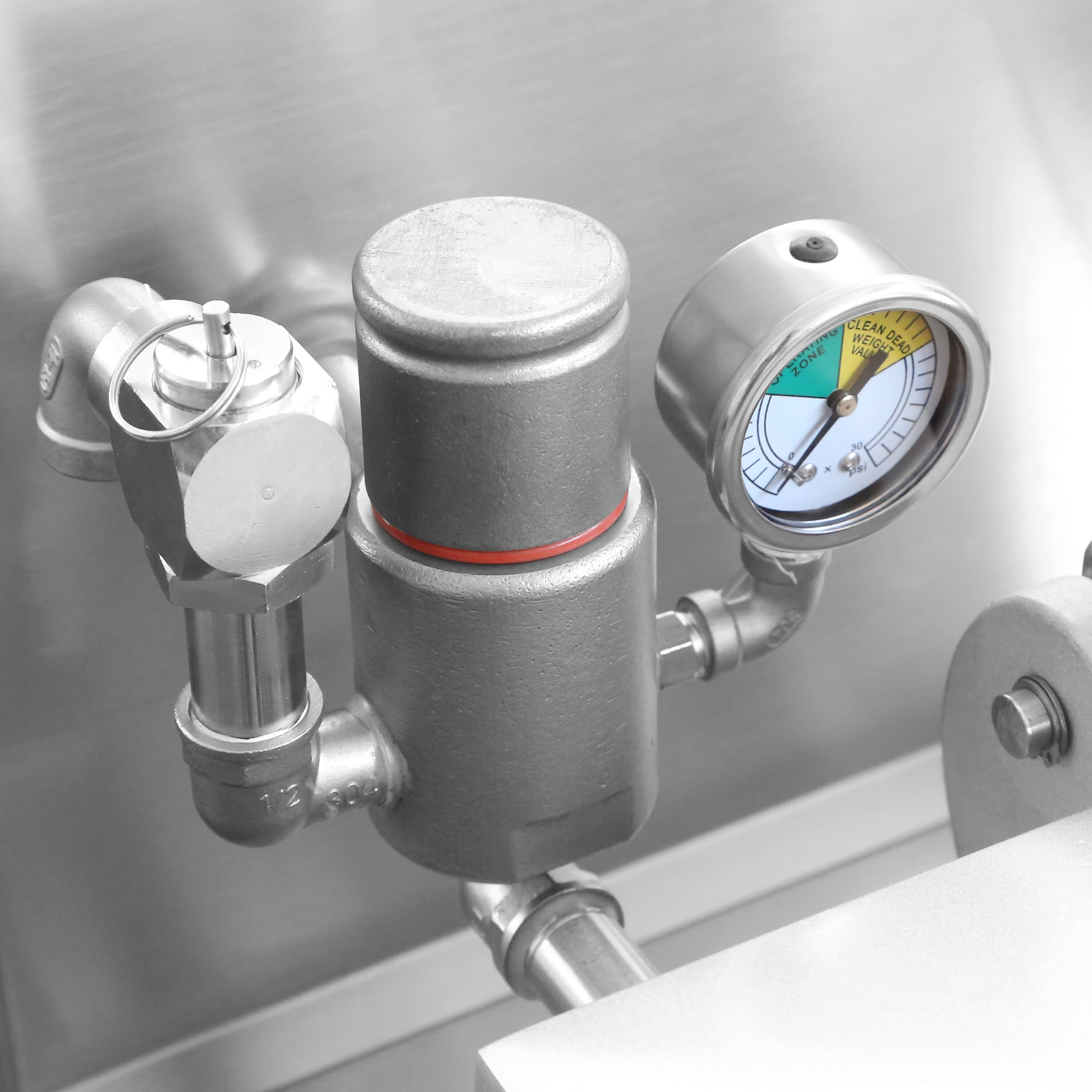 Friteuse à pression électrique professionnelle - 24L - 13,5kW - Commande électronique - avec système de filtration d’huile intégré