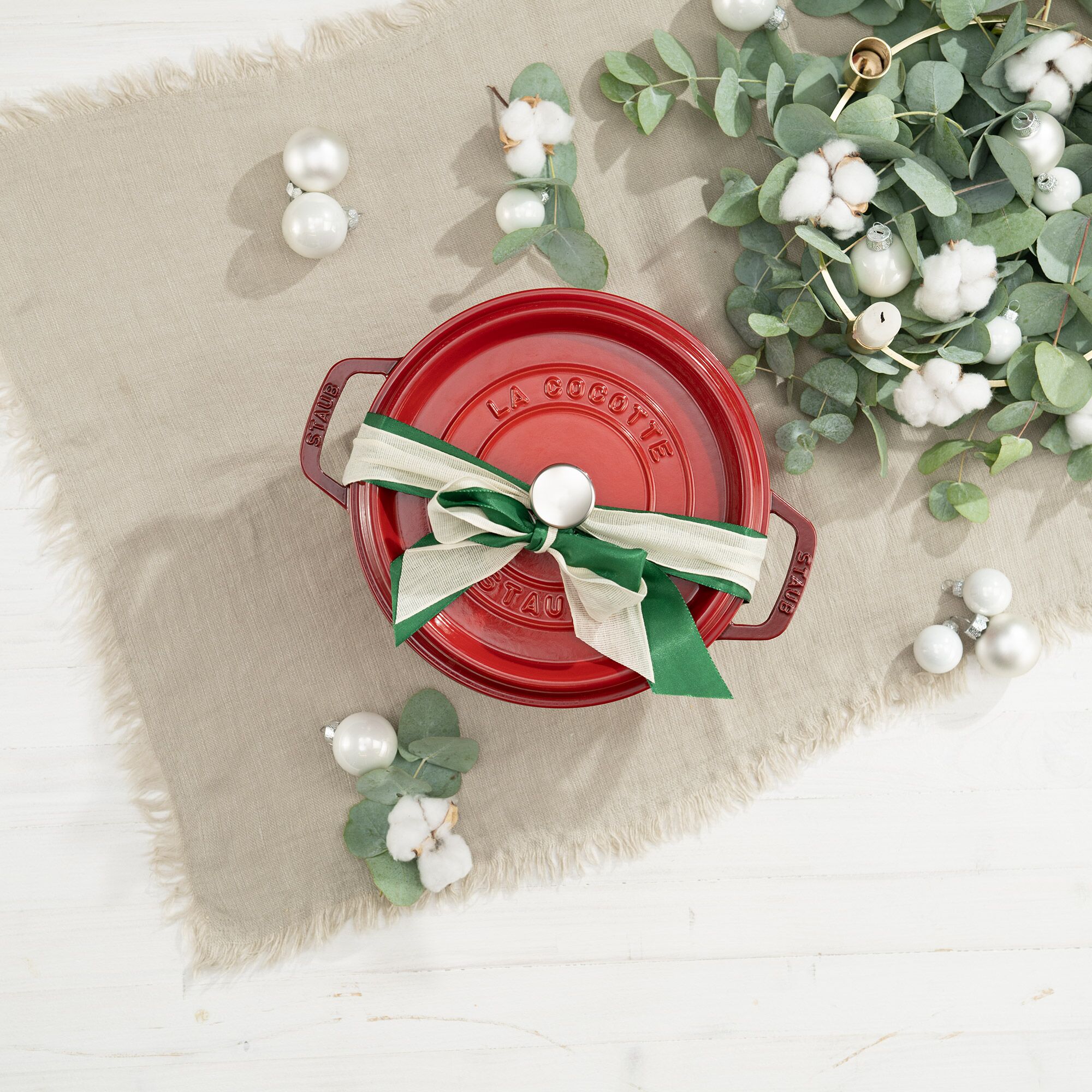 STAUB | LA COCOTTE - Cocotte - Ø 180mm - Gjutjärn - Körsbärsrött