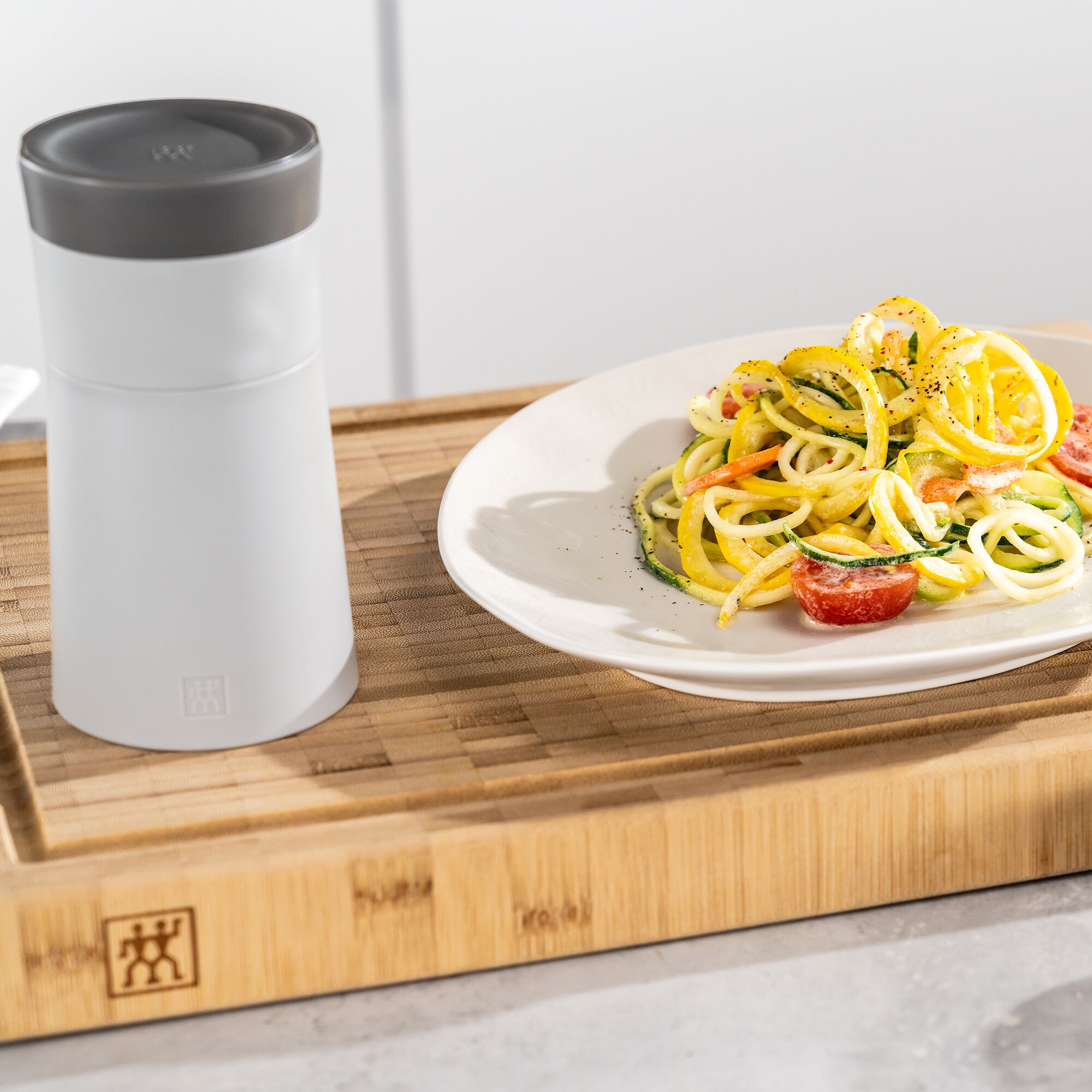 ZWILLING | 4-in-1 Vegetable Spiralizer – 3 widths - 18/10 stainless blades - Dishwasher-safe