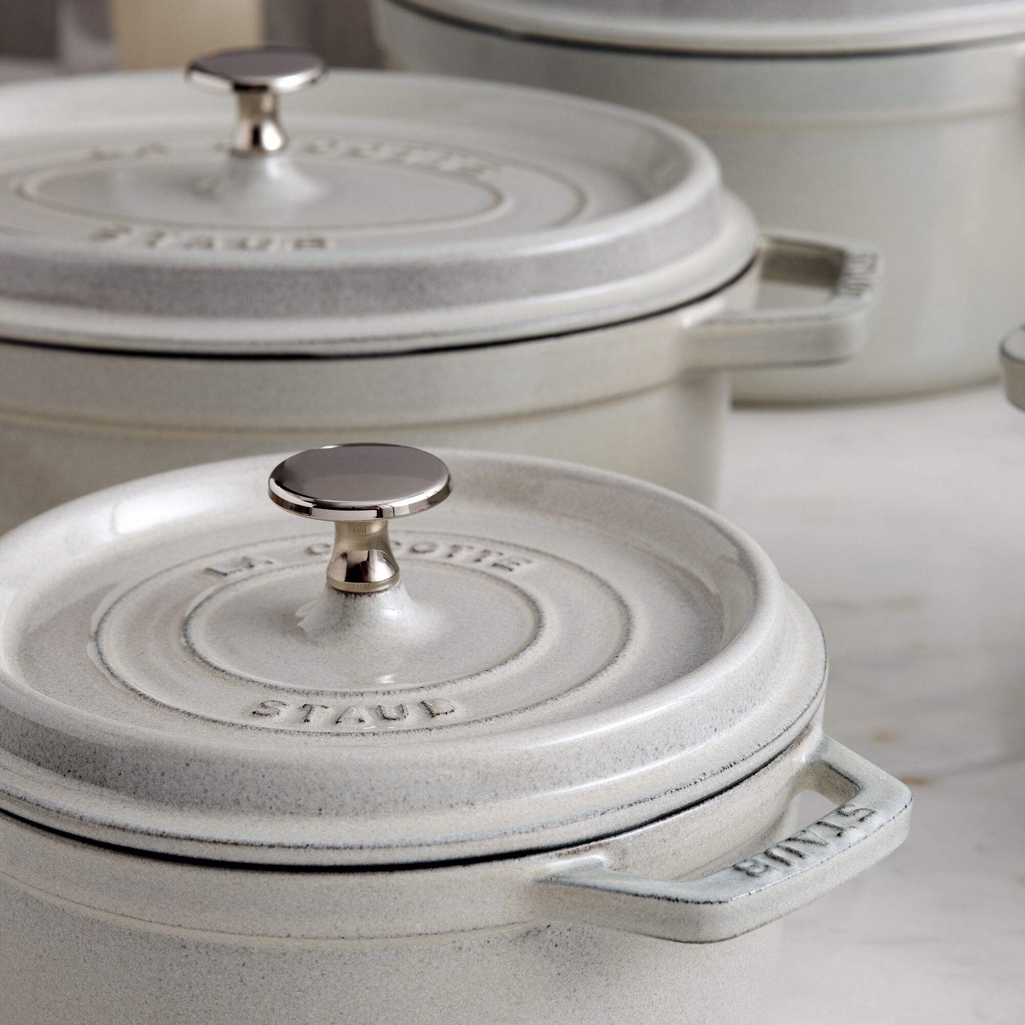 STAUB | LA COCOTTE - Cocotte - Ø 180mm - gjutjärn - vit tryffel