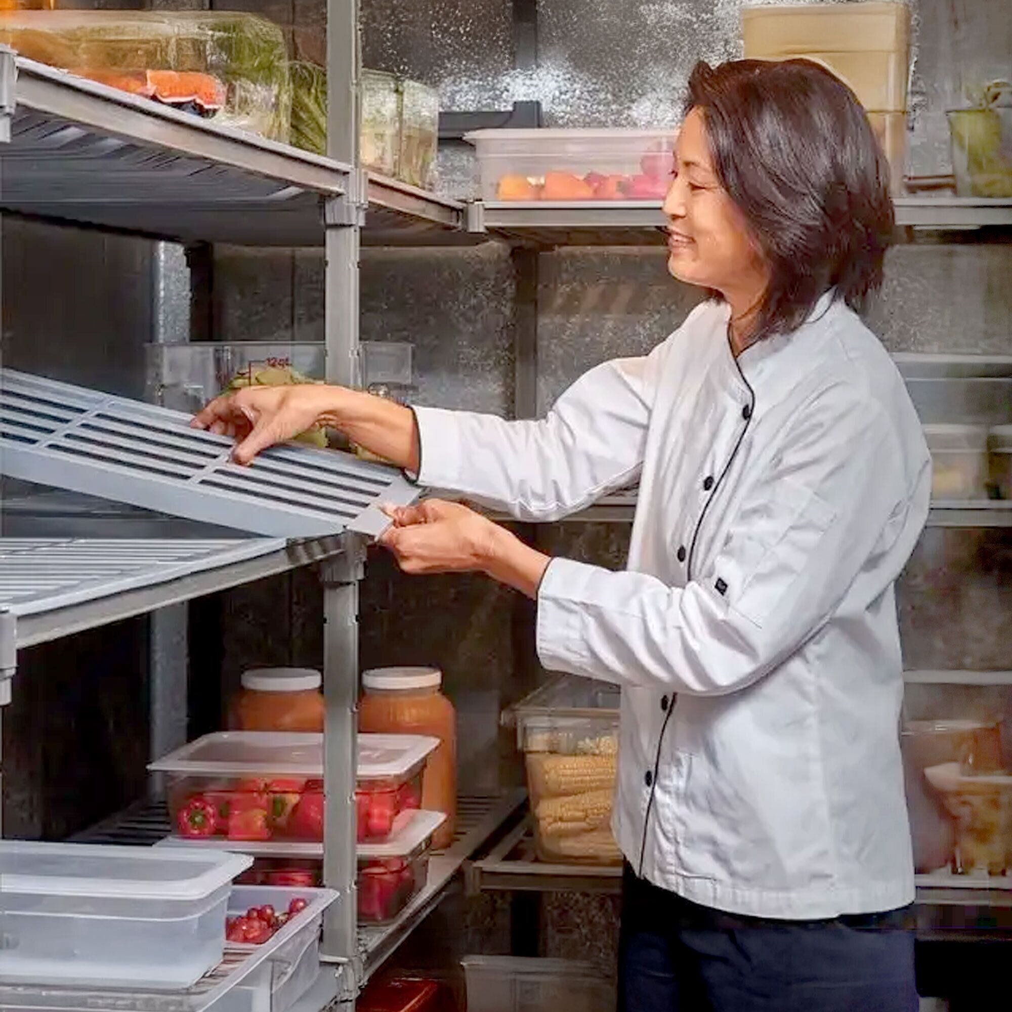 CAMBRO | Camshelving® Commercial Basics Plus Shelving Unit – Base – 4 Slotted Shelves – 718×540 mm