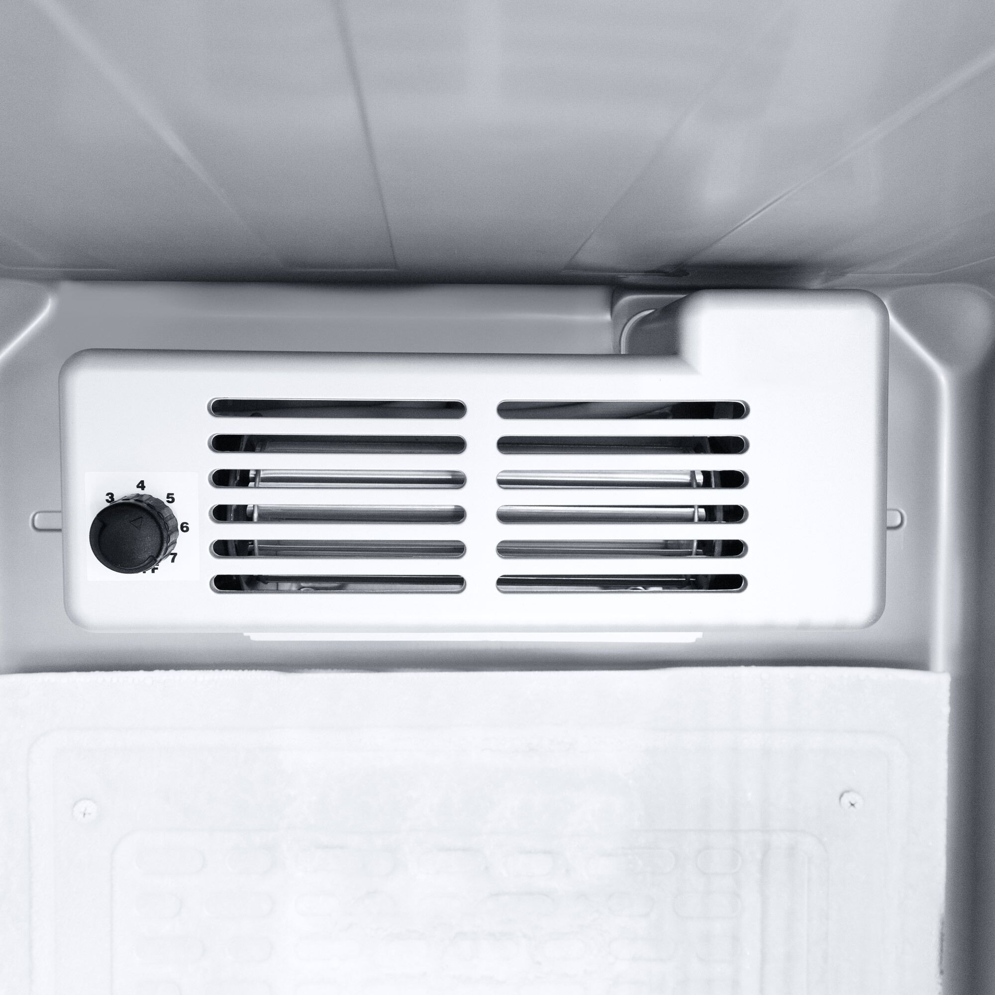 Commercial Upright Fridge PREMIUM - 345L - Single Door