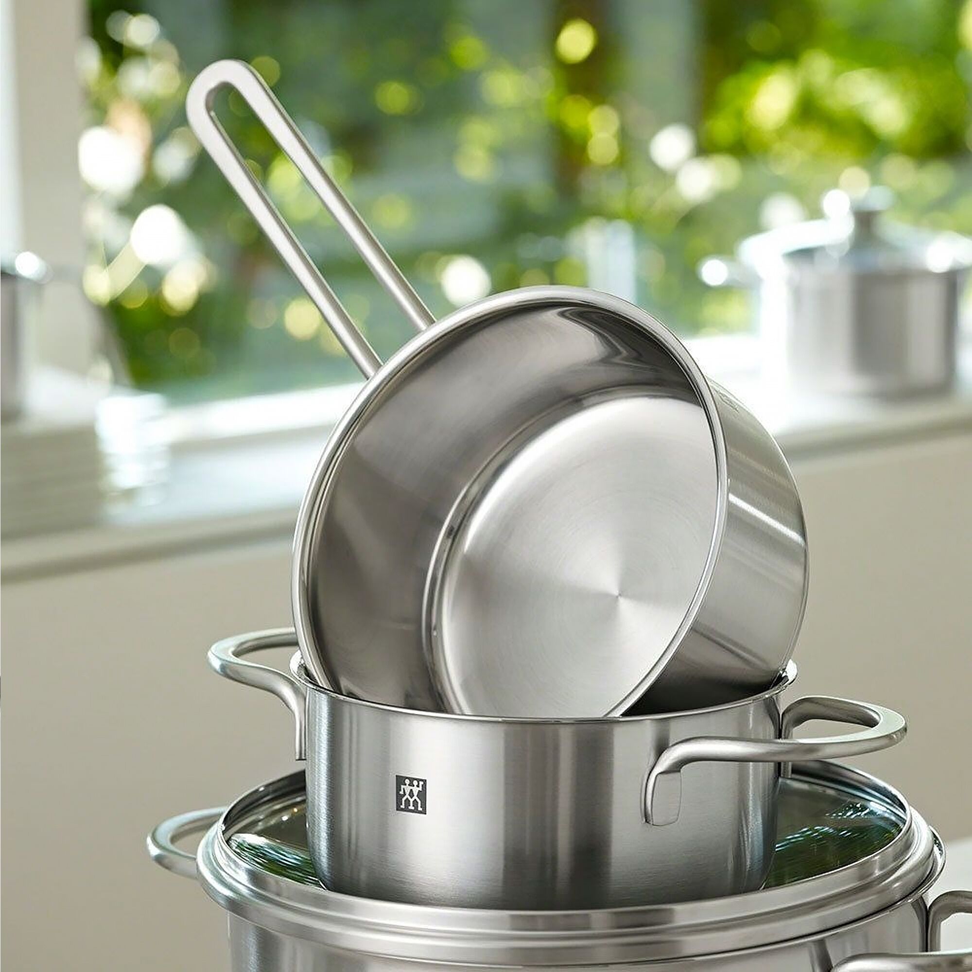 ZWILLING | Professional Stainless Steel Saucepan – Ø 140 mm - 1 L - without lid - induction-ready