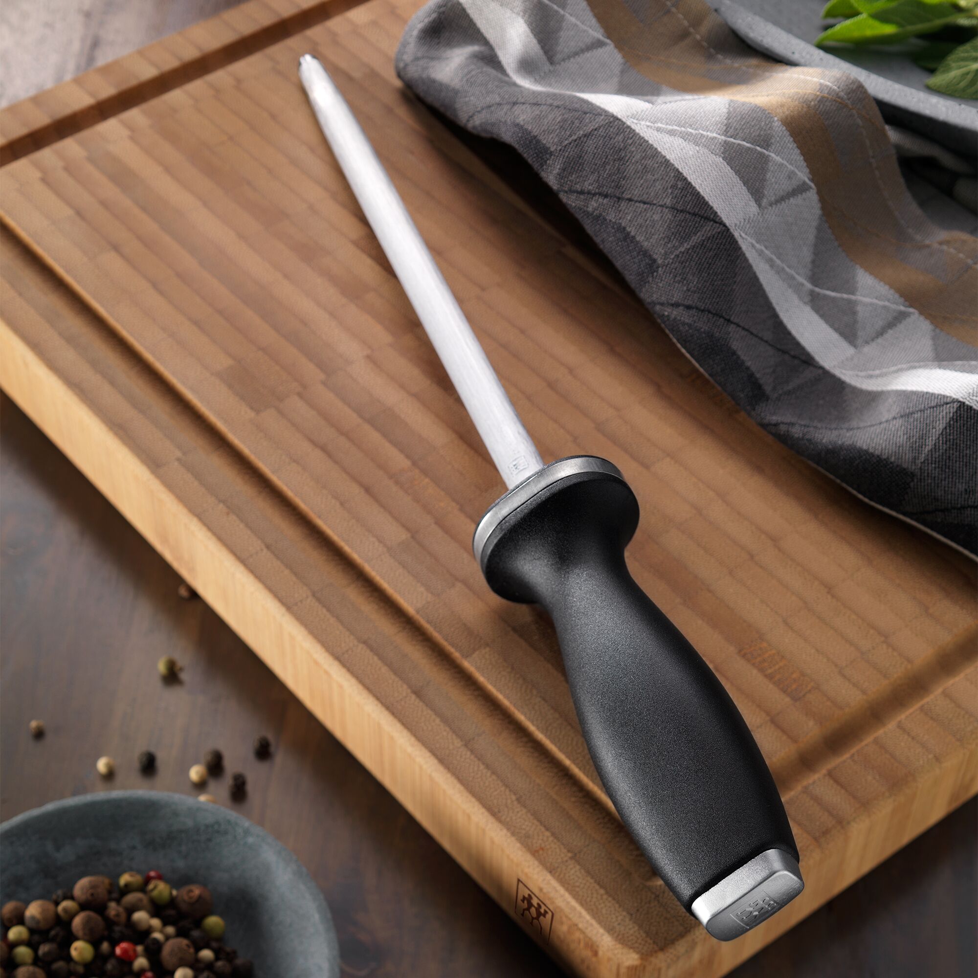 ZWILLING | Knife Sharpening Steel – 230 mm - Hard‑Chrome Stainless Steel - Grooved - Damage‑Resistant - 62 HRC