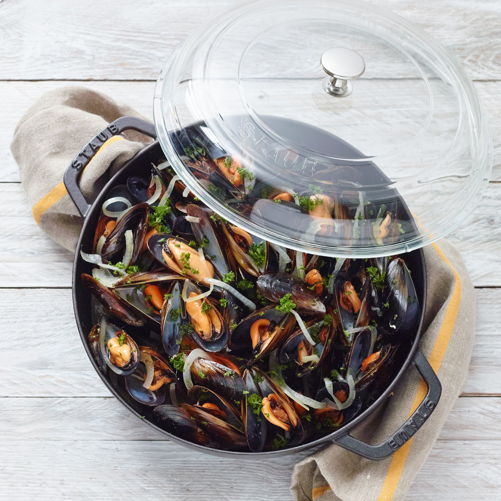 STAUB | Glass Lid – Pan Lid - Oven & Dishwasher Safe - Nickel-Plated Knob - Ø 30 cm