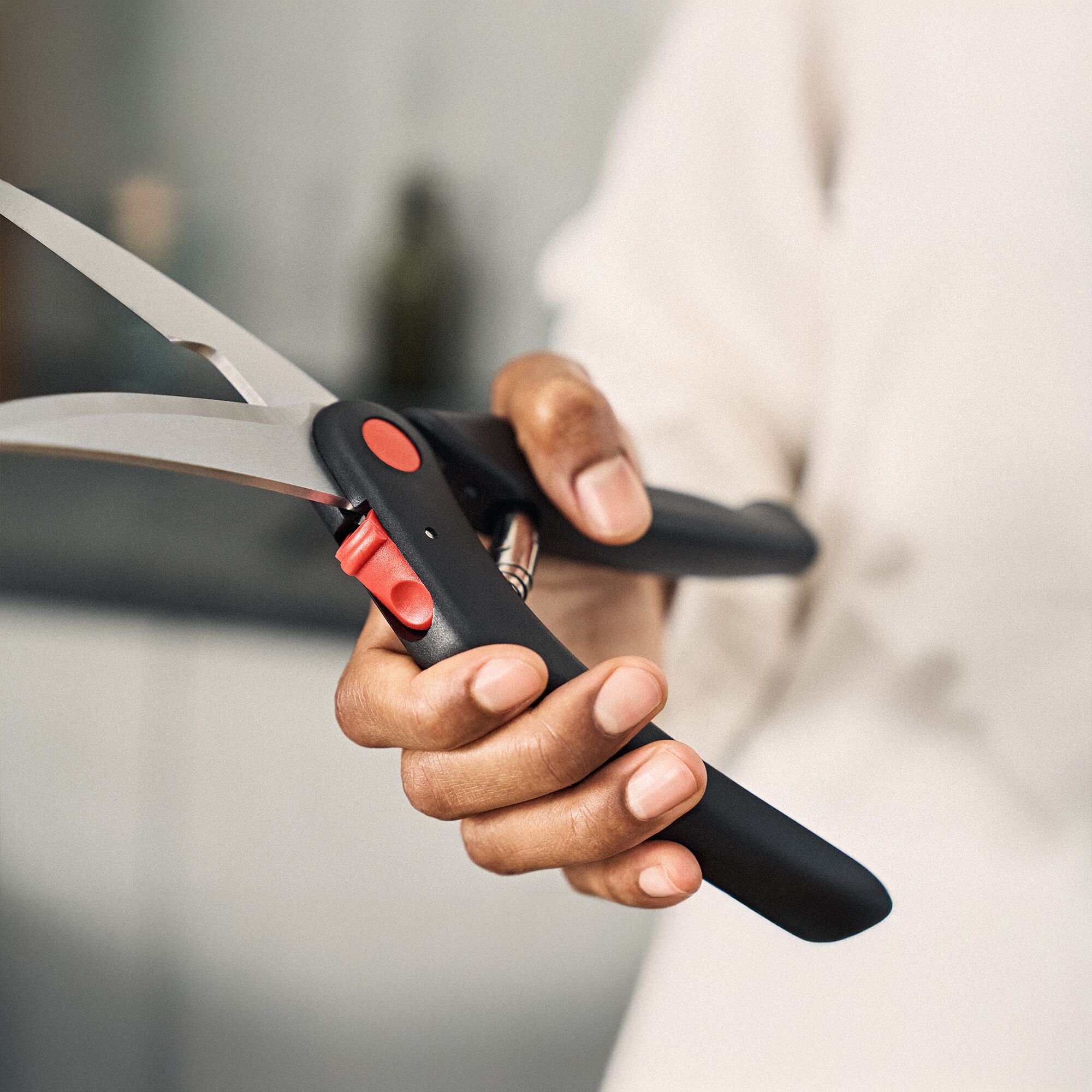 ZWILLING | Poultry Shears Kitchen Scissors – 250 mm - Black - Serrated Blade - Stainless Steel