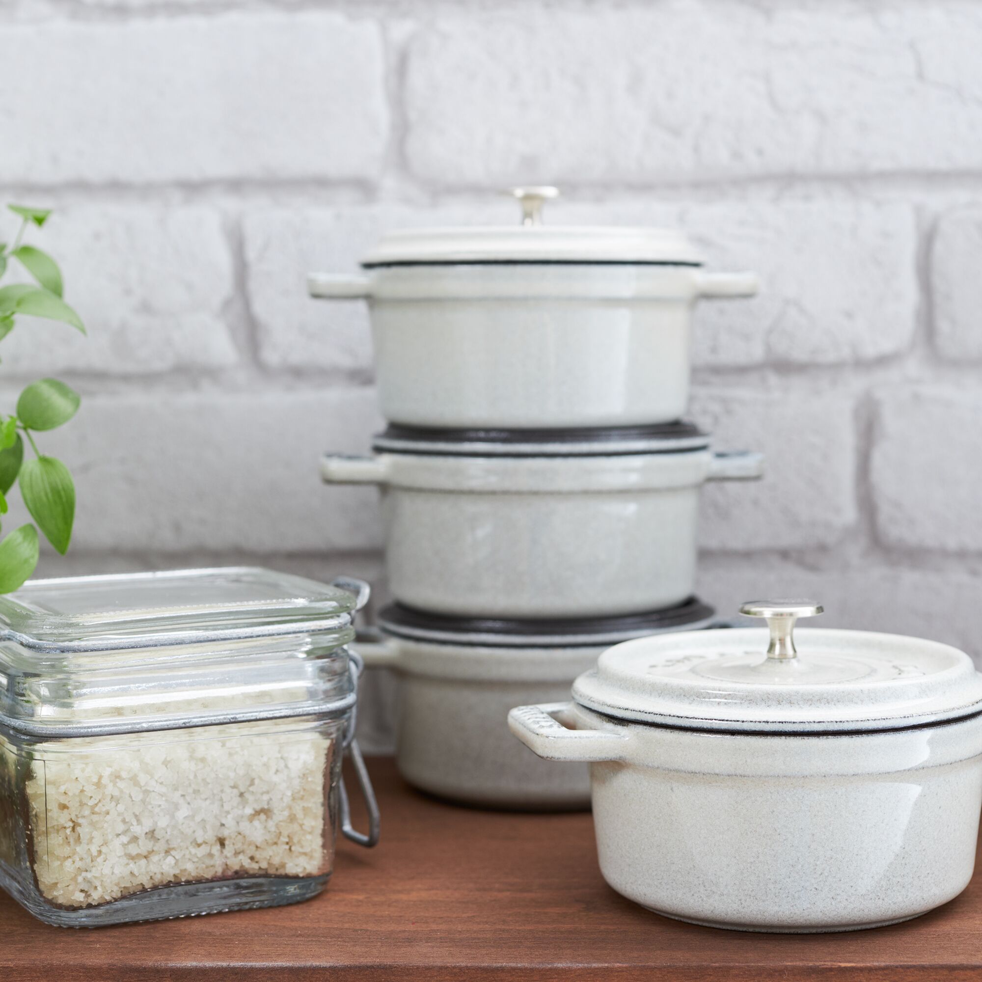 STAUB | Mini Cocotte Round Enamelled Cast Iron Casserole Dish – Ø10 cm – White Truffle