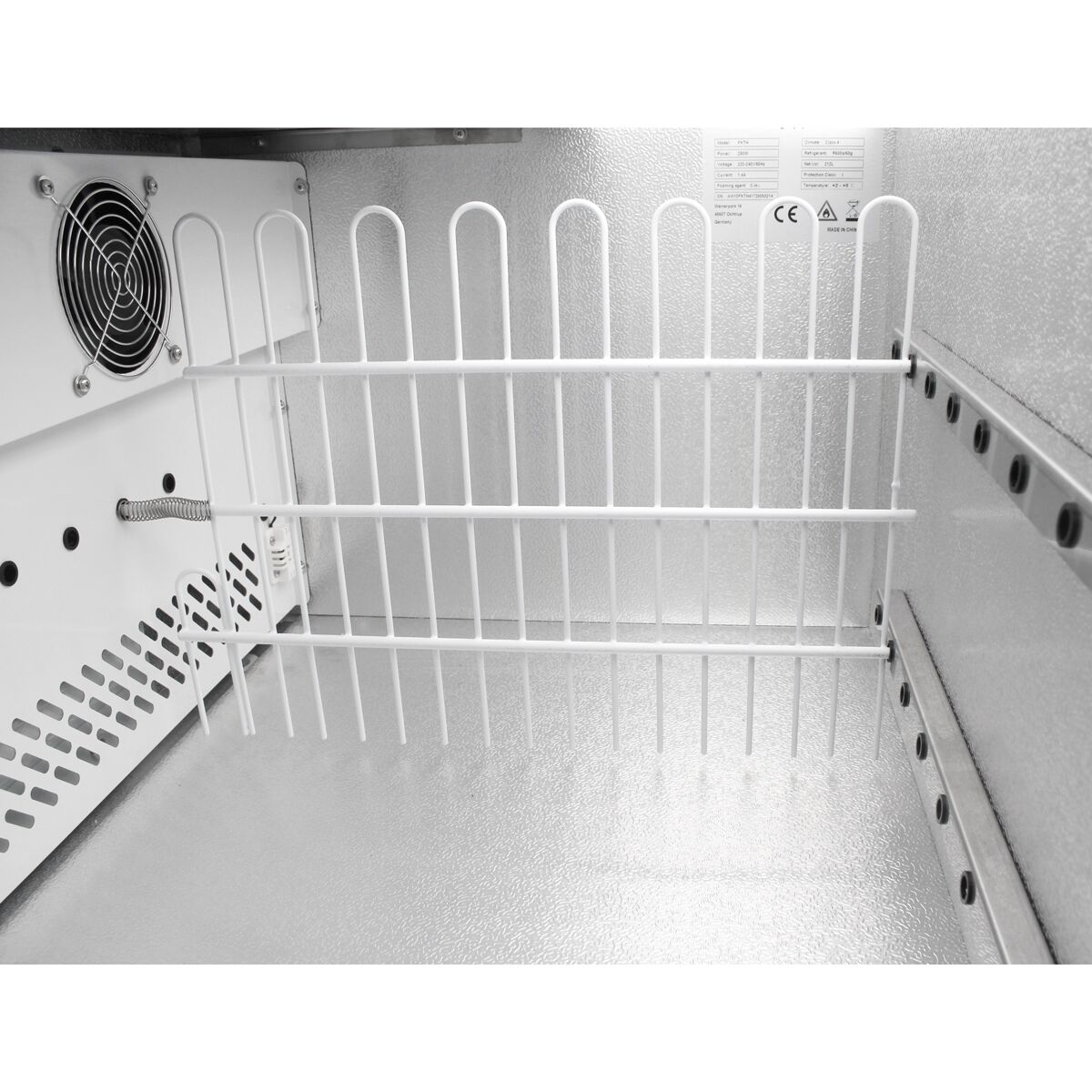 Commercial Top Loading Bottle Cooler - Black - 152L