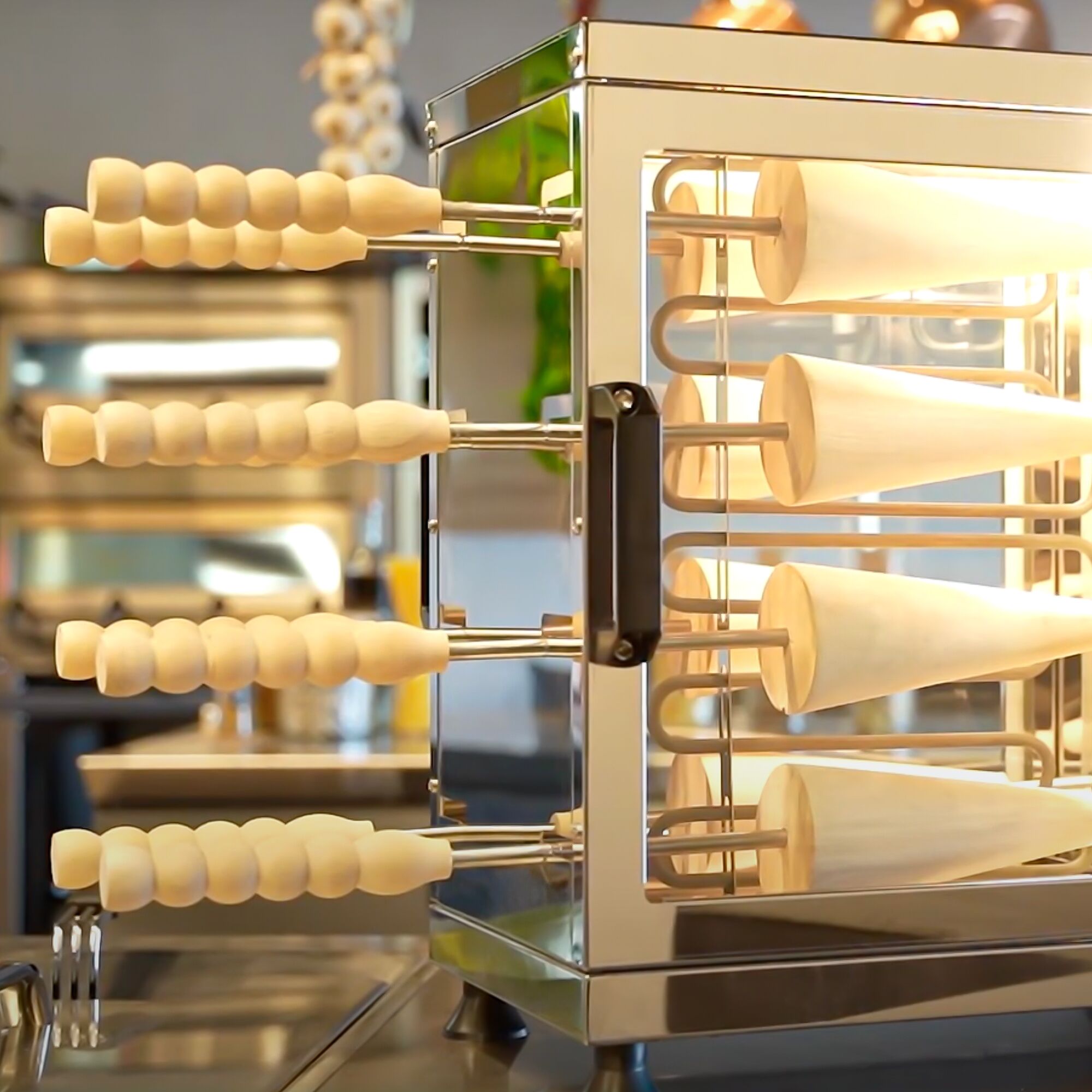 Machine à gâteau cheminée professionnelle - 3,5 kW - sans Rouleaux de cuisson