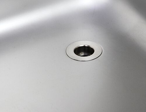 Heated Bain Marie Counter PRAGUE - 1400mm - with Bain Marie Well + Flat Glass Sneeze Guard - on Castors - for 3x GN 1/1