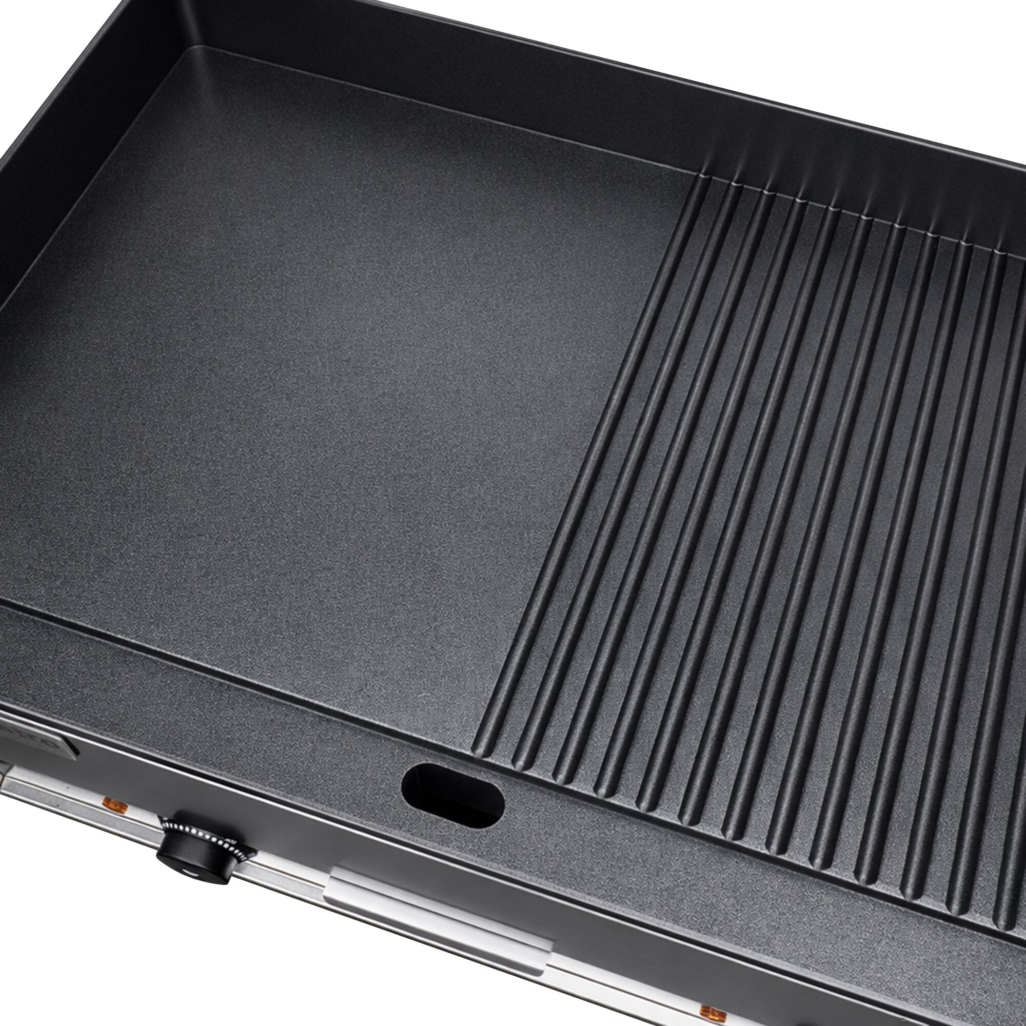 Plancha électrique - plaque acier - 2 zones - 4,40 kW - 1/2 lisse, 1/2 rainurée - Surface de cuisson : 600x335mm