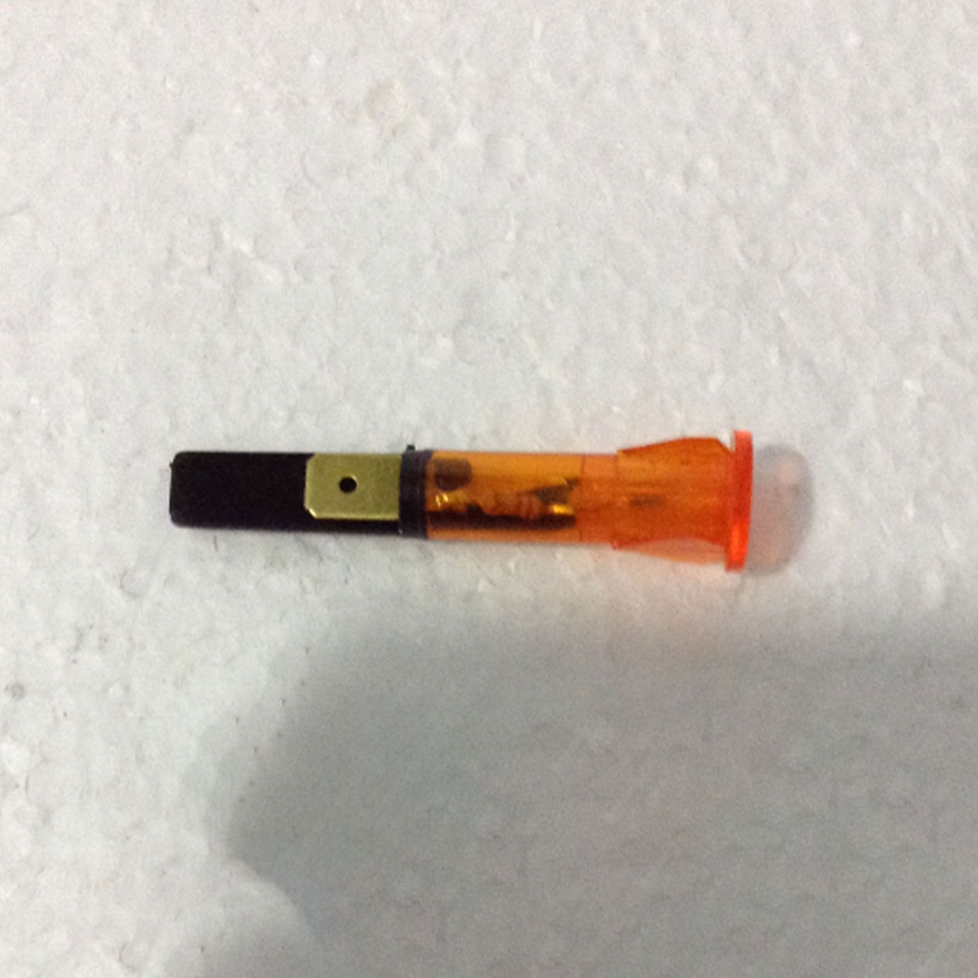 Luz piloto - 400V Amarela/Laranja - Ø10mm