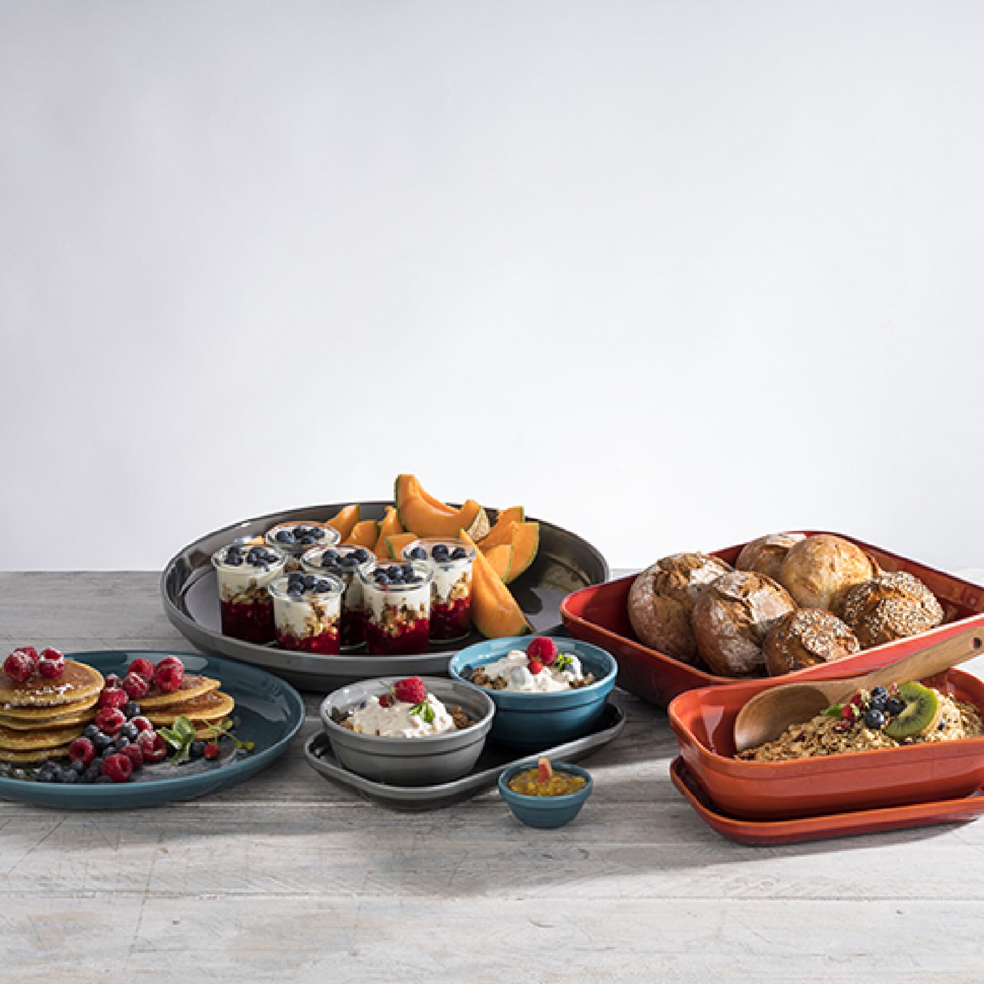 Ciotola Da Portata In Ceramica 25 Cm - 2.6L, Adatta Microonde E Lavastoviglie, Bianca