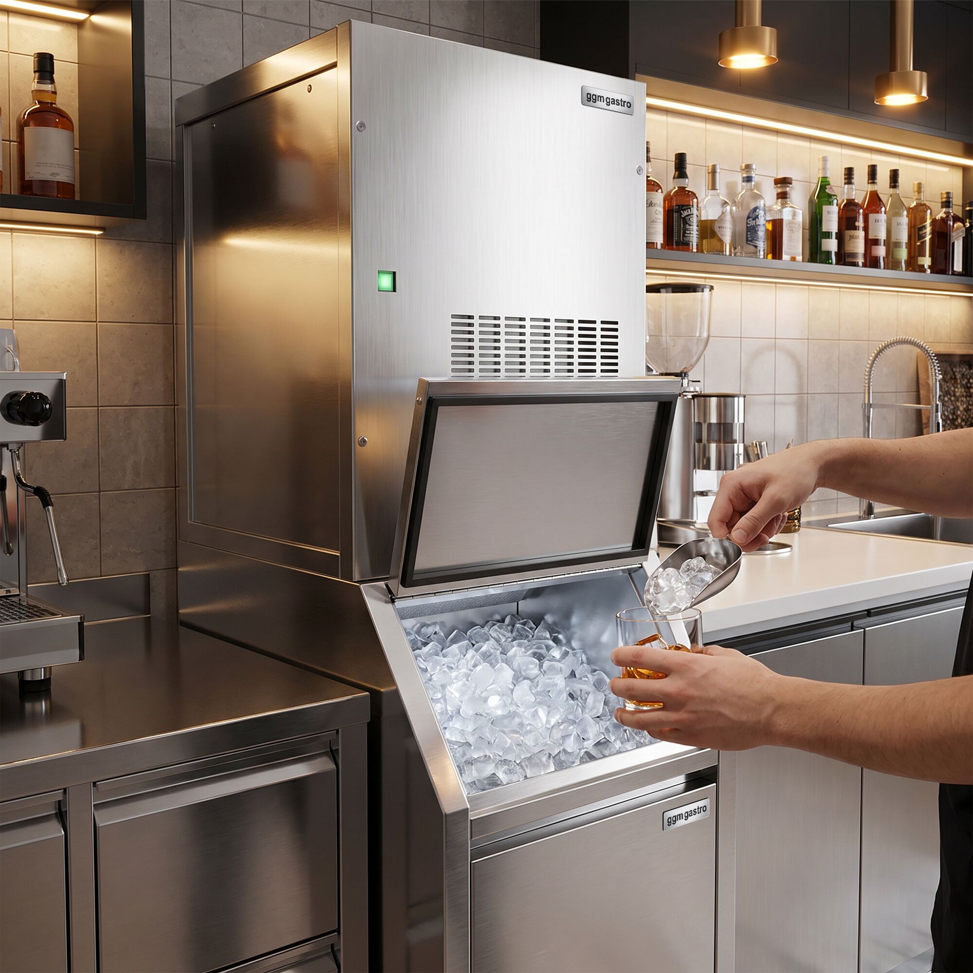 Premium PLUS Modular Flake Ice Maker - 155 kg/24, including a 100 kg ice storage bin