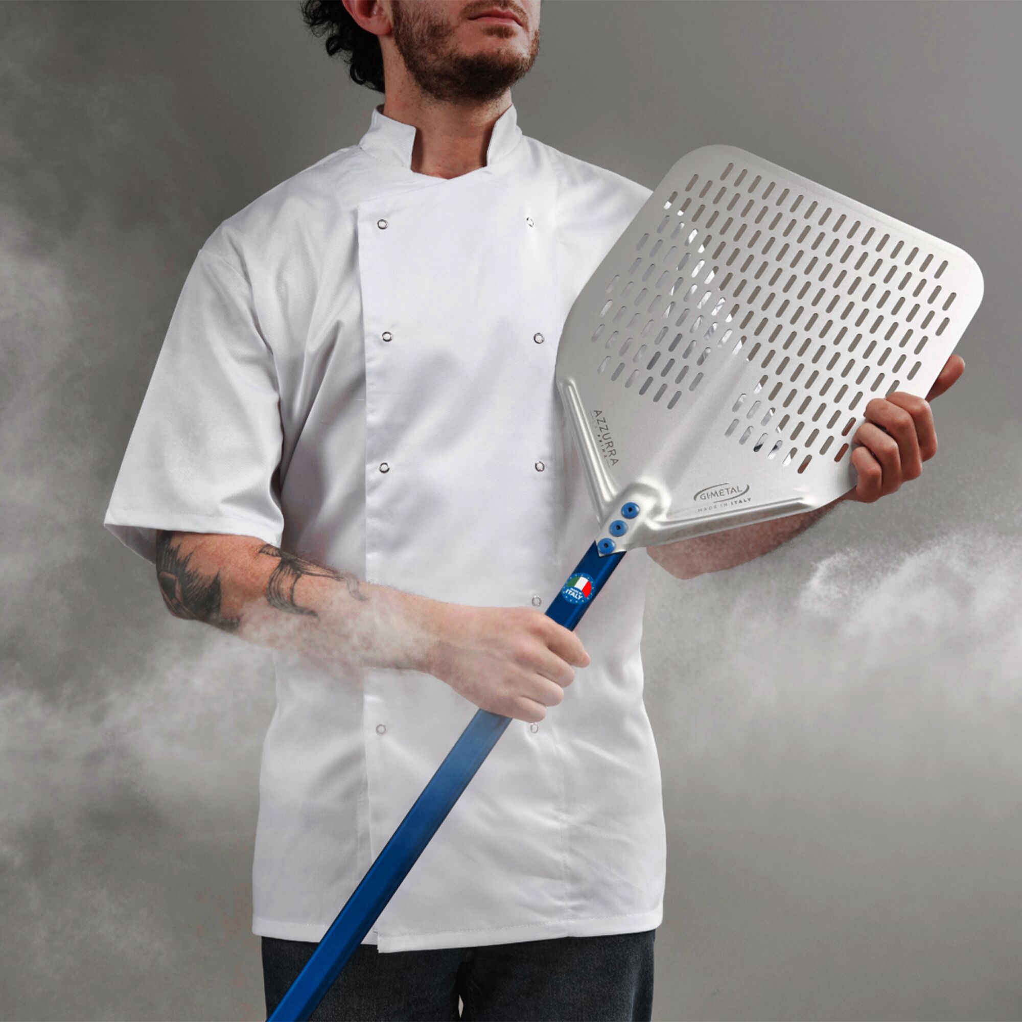 Pelle à pizza rectangulaire PREMIUM - AZZURRA - Aluminium - 330x330mm - perforée - manche 150cm