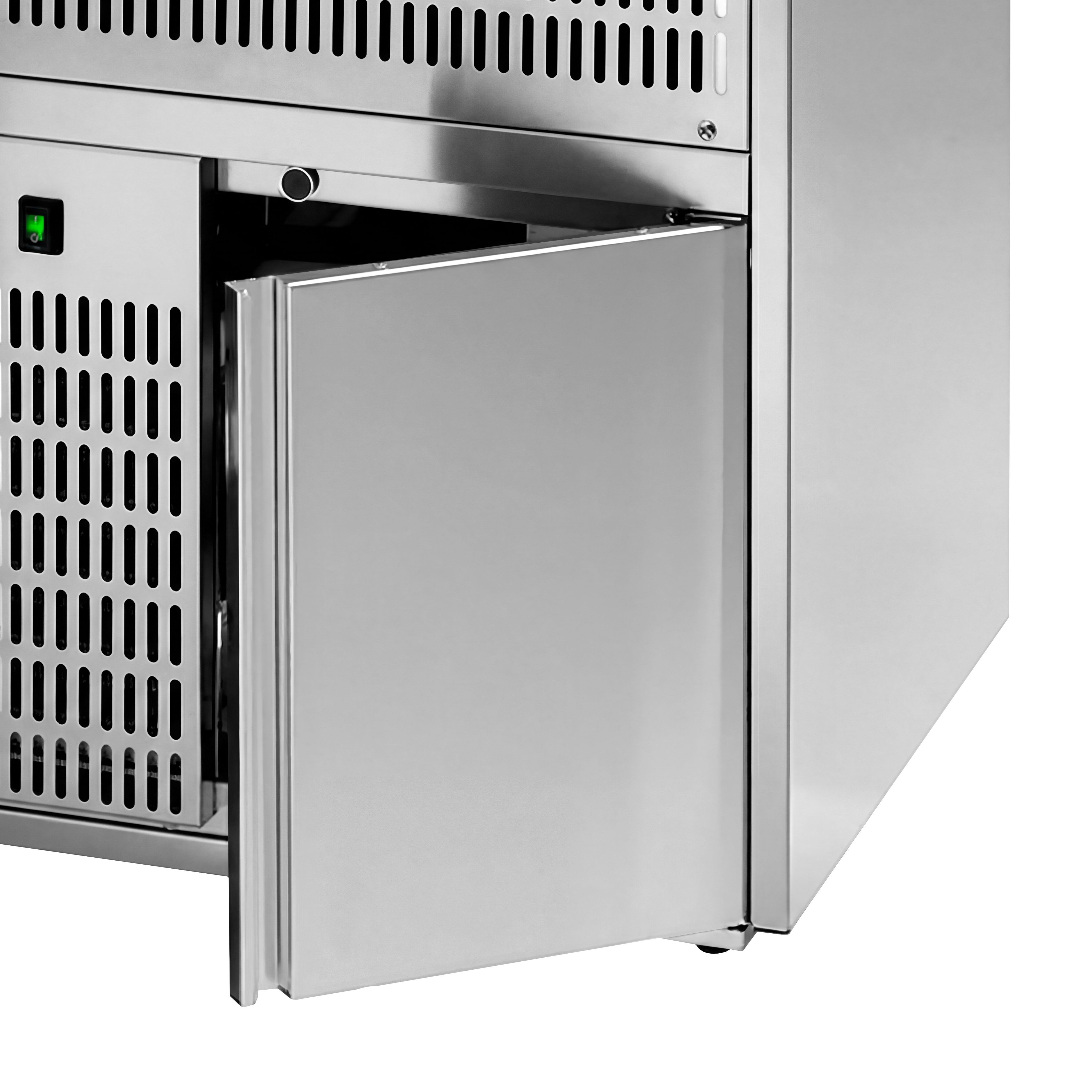 Comptoir de bar réfrigéré Premium PLUS - 2500x700mm - 3 portes	
