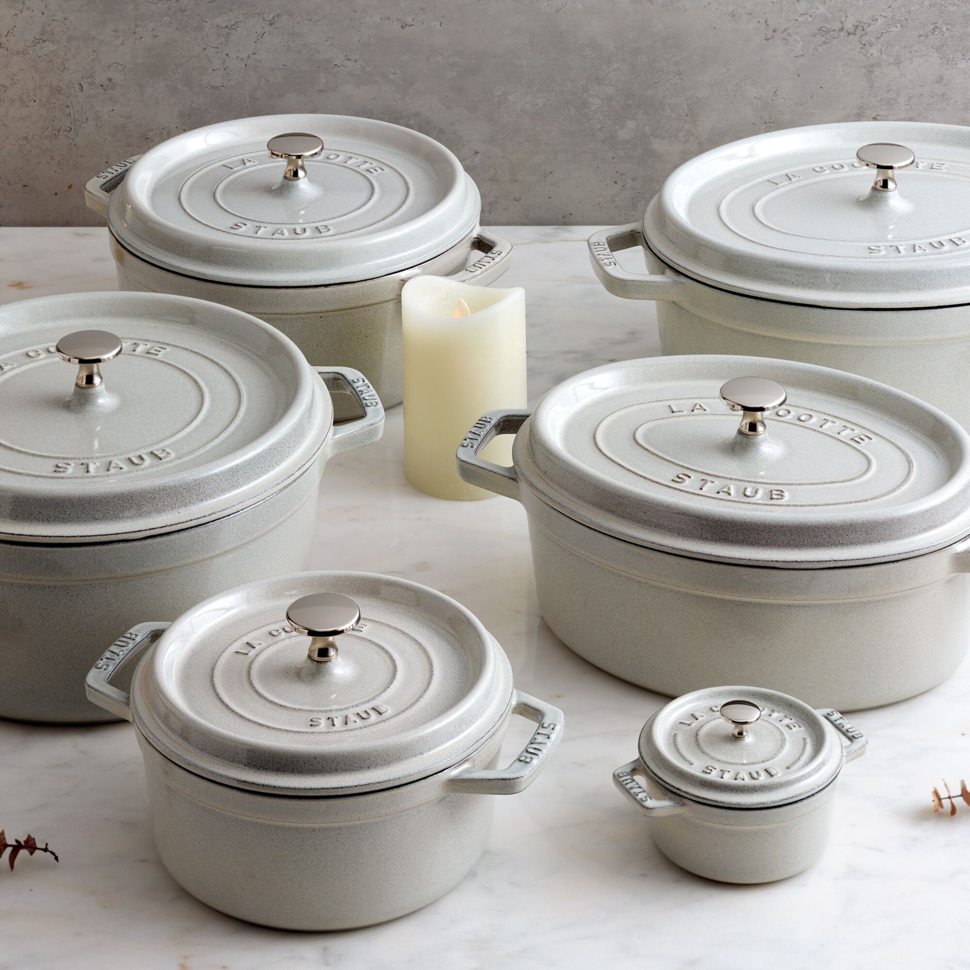 STAUB | Mini Cocotte Round Enamelled Cast Iron Casserole Dish – Ø10 cm – White Truffle