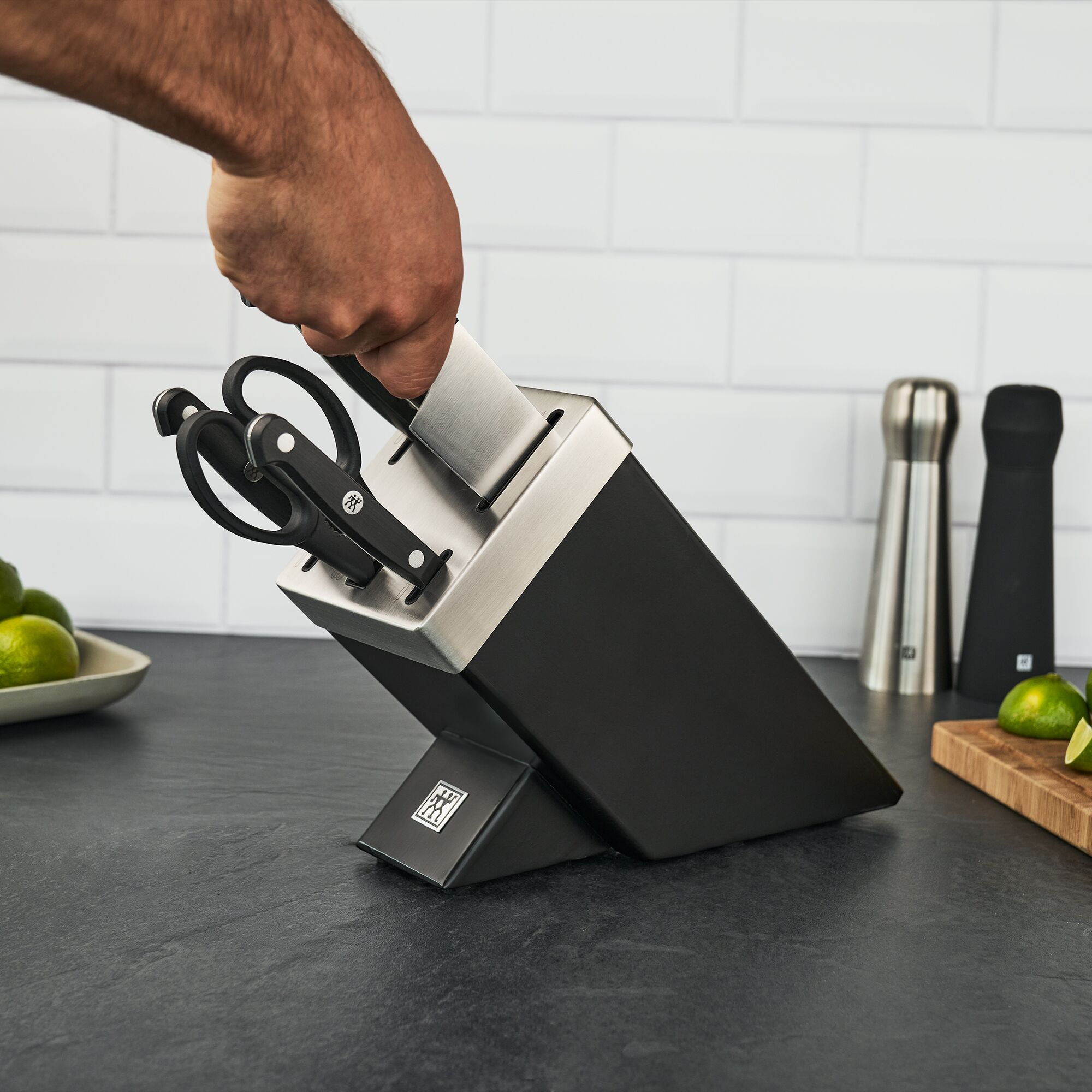 ZWILLING | GOURMET SharpBlock - Bloc de couteaux auto-aiguisant - 7 pièces - Noir        