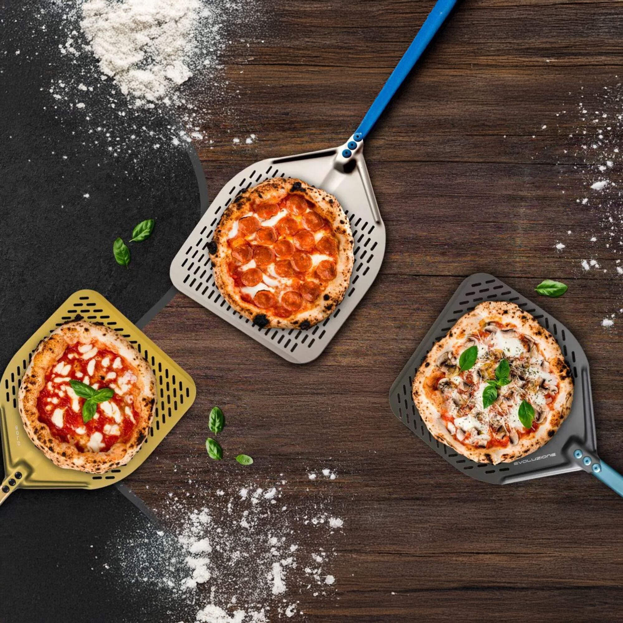 Pelle à pizza rectangulaire PREMIUM - AZZURRA - Aluminium - 330x330mm - perforée - manche 150cm
