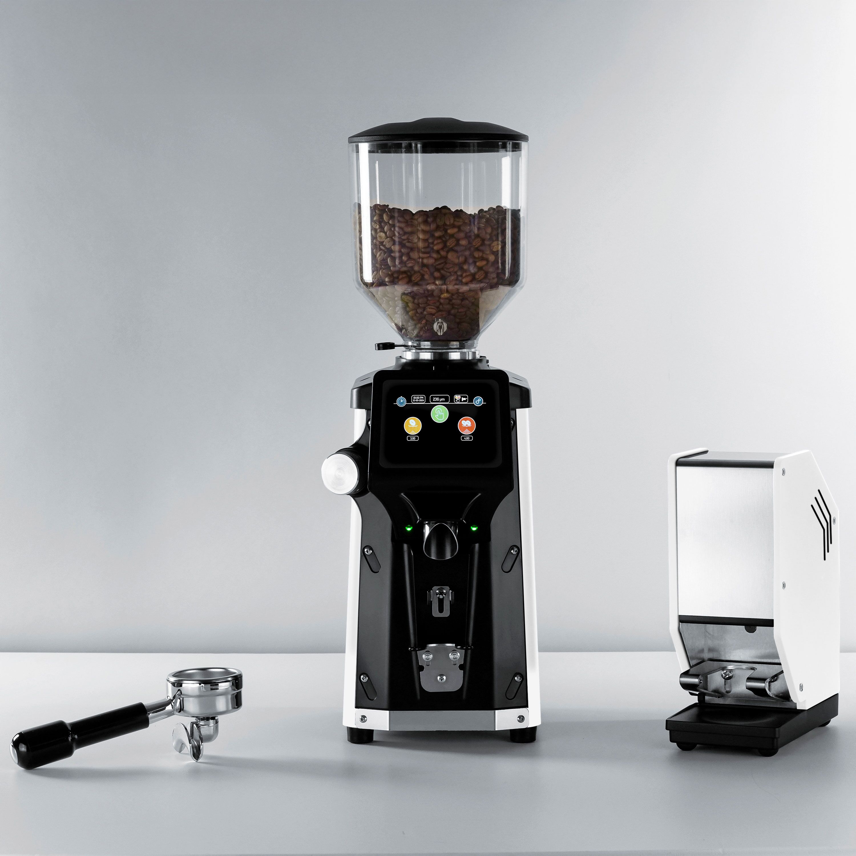 Automatisk tamper - 58 mm - presskraft 25 kg - 0,6 s per tamp - vit