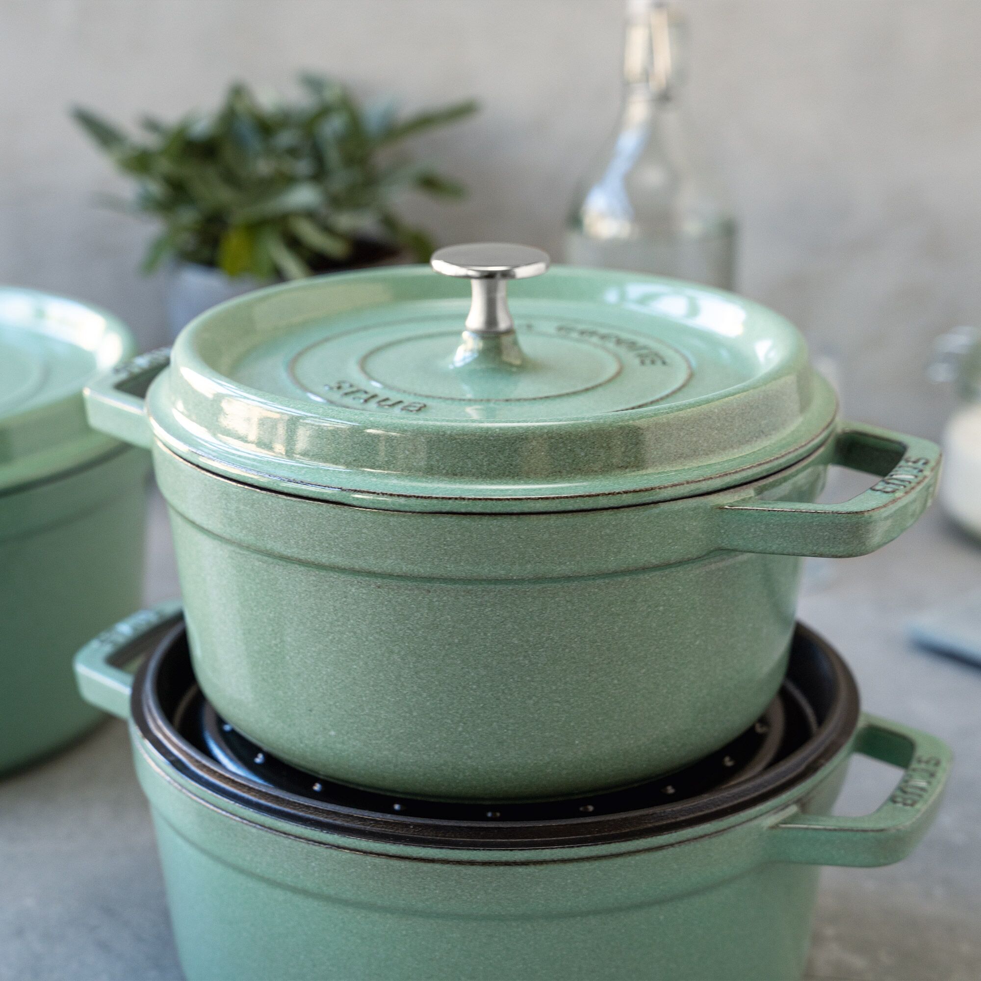 STAUB | LA COCOTTE - Cocotte - Ø 260mm - Gjutjärn - Salvia grön