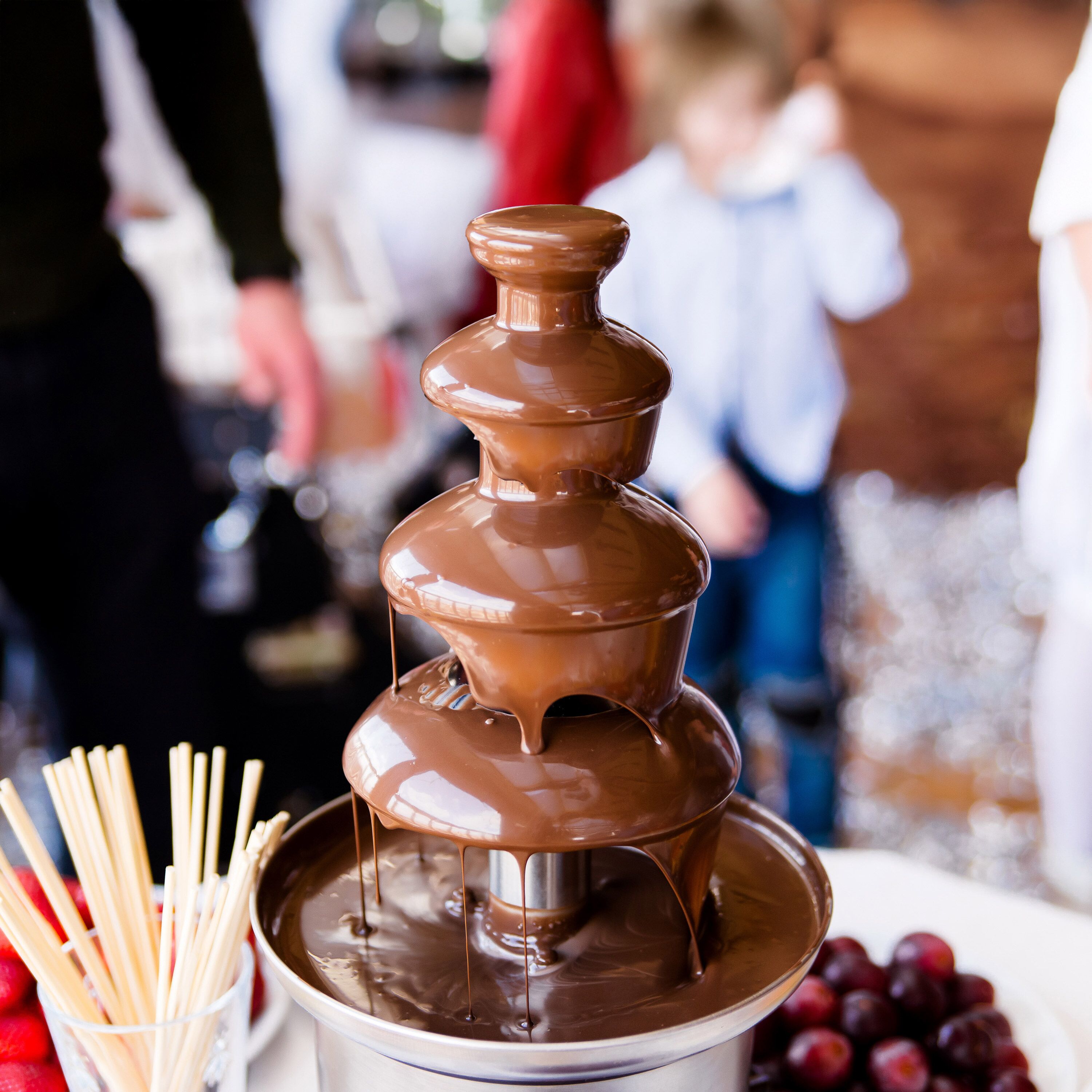 Fontaine à chocolat PROFESSIONNELLE - Inox - 4 étages - Capacité 5kg - Hauteur 600mm - 230W