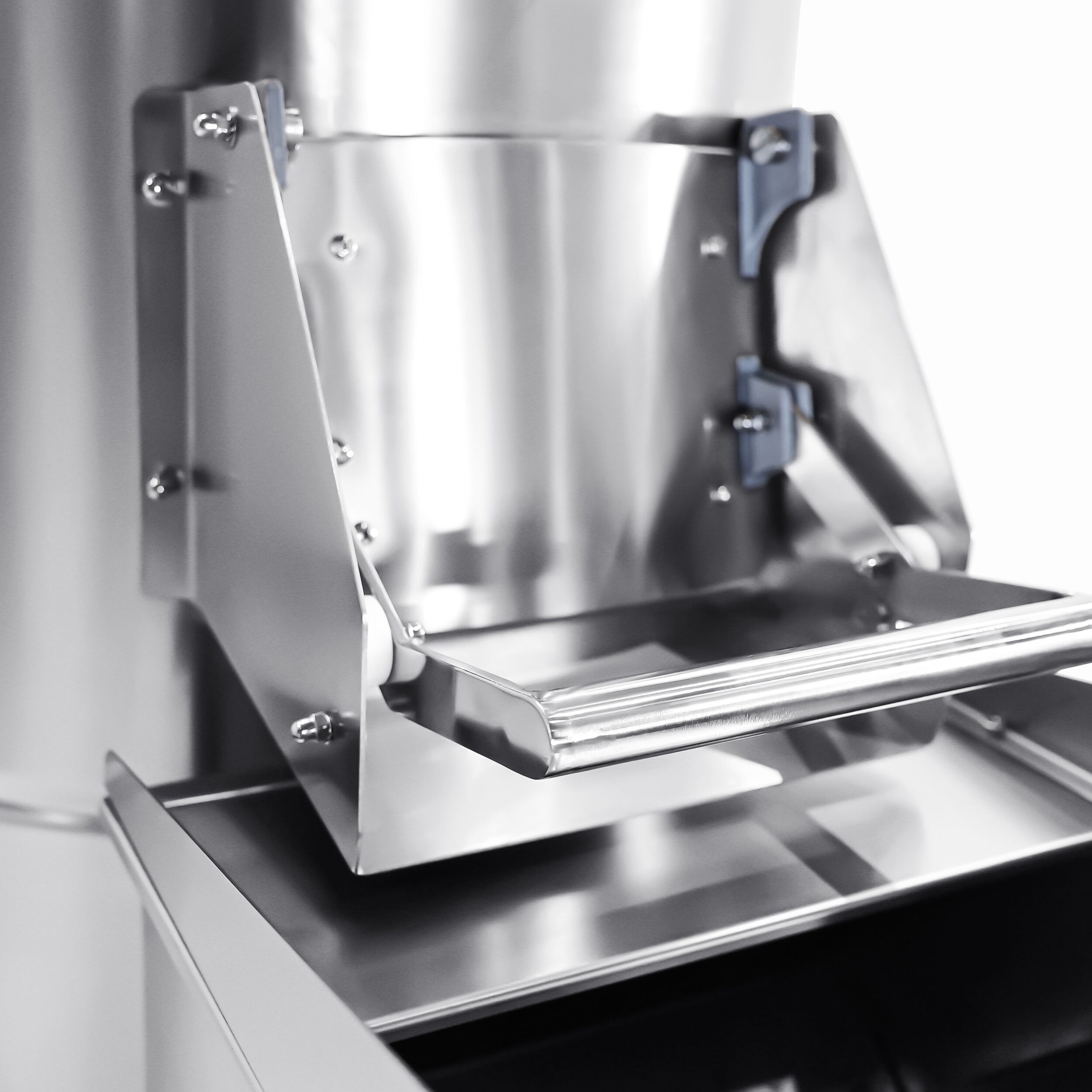 Éplucheuse à pommes de terre professionnelle - 600kg/h - 1,5kW - 400V - avec filtre - incl. coupe-frites