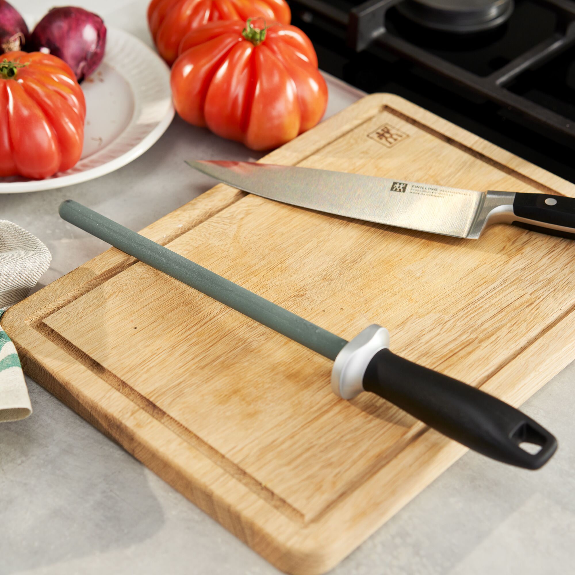 ZWILLING | Ceramic Knife Sharpening Rod – 230 mm - Black - Grooved - 62 HRC
