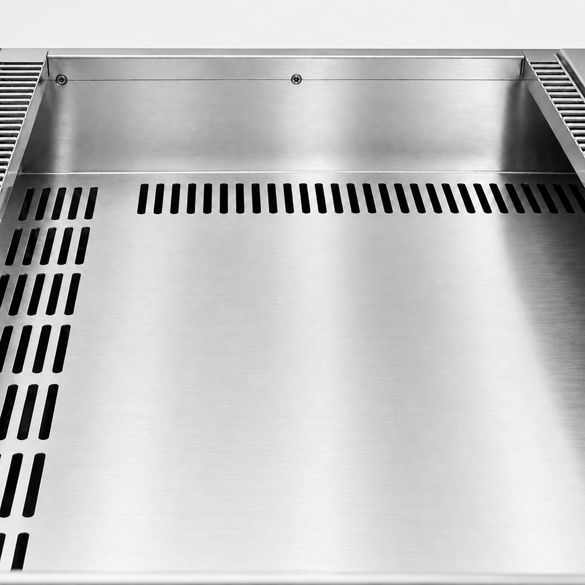 Commercial Heated Display Cabinet – 1200 mm – for 3 × GN 1/1 – Individually Adjustable – 3.5 kW