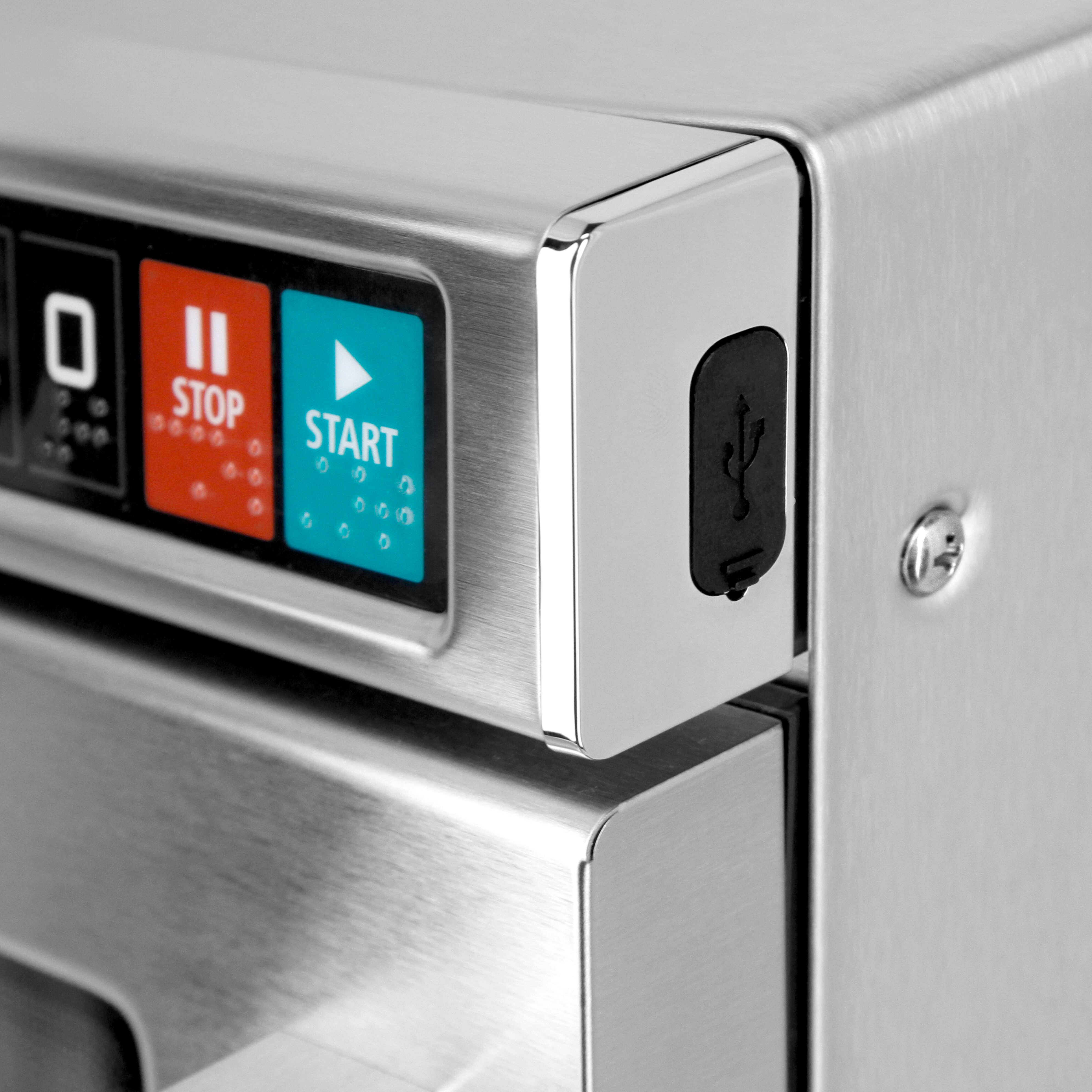 Micro-ondes – 17 litres – 1,8 kW – Numérique