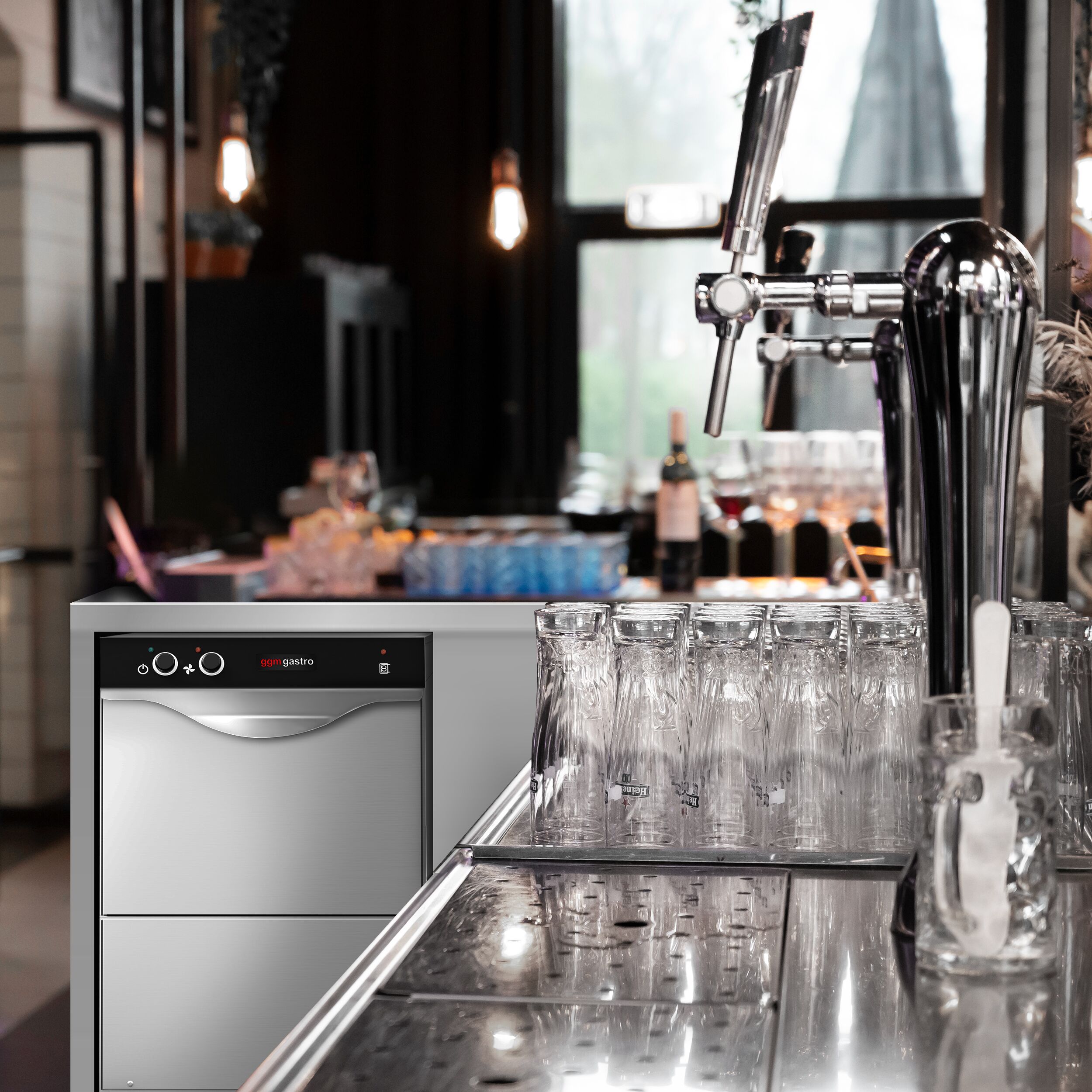 Double-skinned Compact Glasswasher - Manual - 2.77kW - with Drain Pump, Rinse Aid Pump