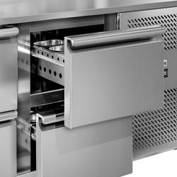 Voorbereidingstafel ECO - 1360mm - 1 deur & 2 laden - voor 7x GN 1/3