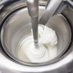 Mixer profesional pentru inghetata