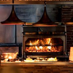 Charcoal - Forno a carbone professionale - 920mm - con ripiano griglia e base armadiata - Rosso