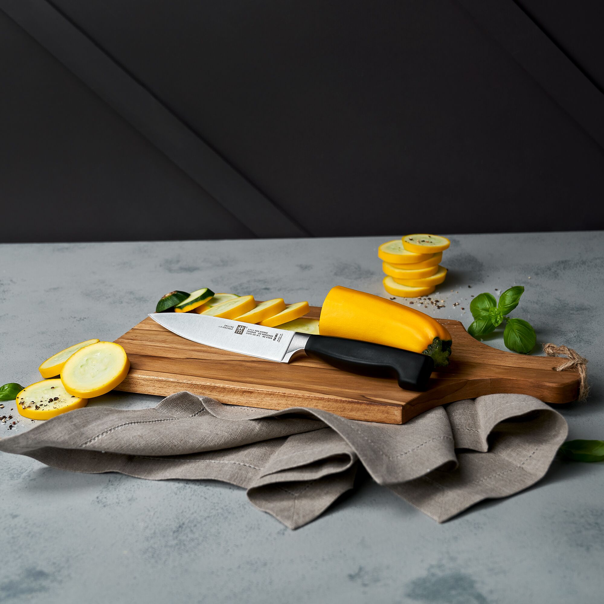 ZWILLING | QUATRE ÉTOILES - Couteau à viande - Lame: 160mm