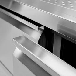 Balcao frigorífico para cerveja Premium PLUS - 2500x700mm - 2 portas de vidro e 2 Gavetas