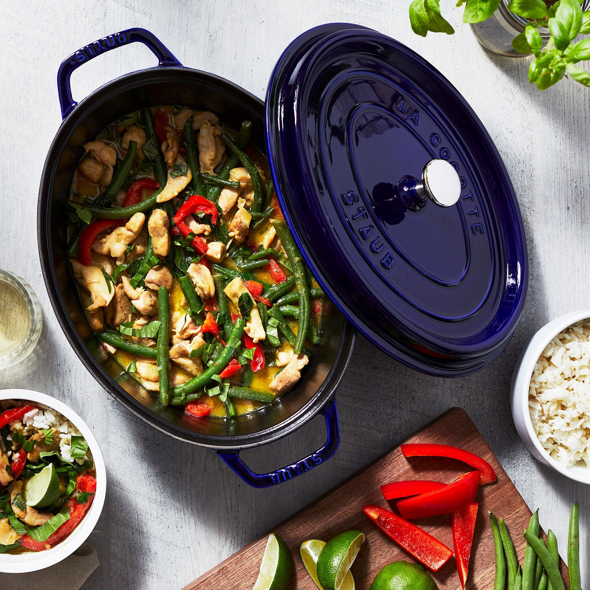 STAUB | Cocotte Oval Enamelled Cast Iron Casserole Dish – 330 mm Oval – Dark Blue