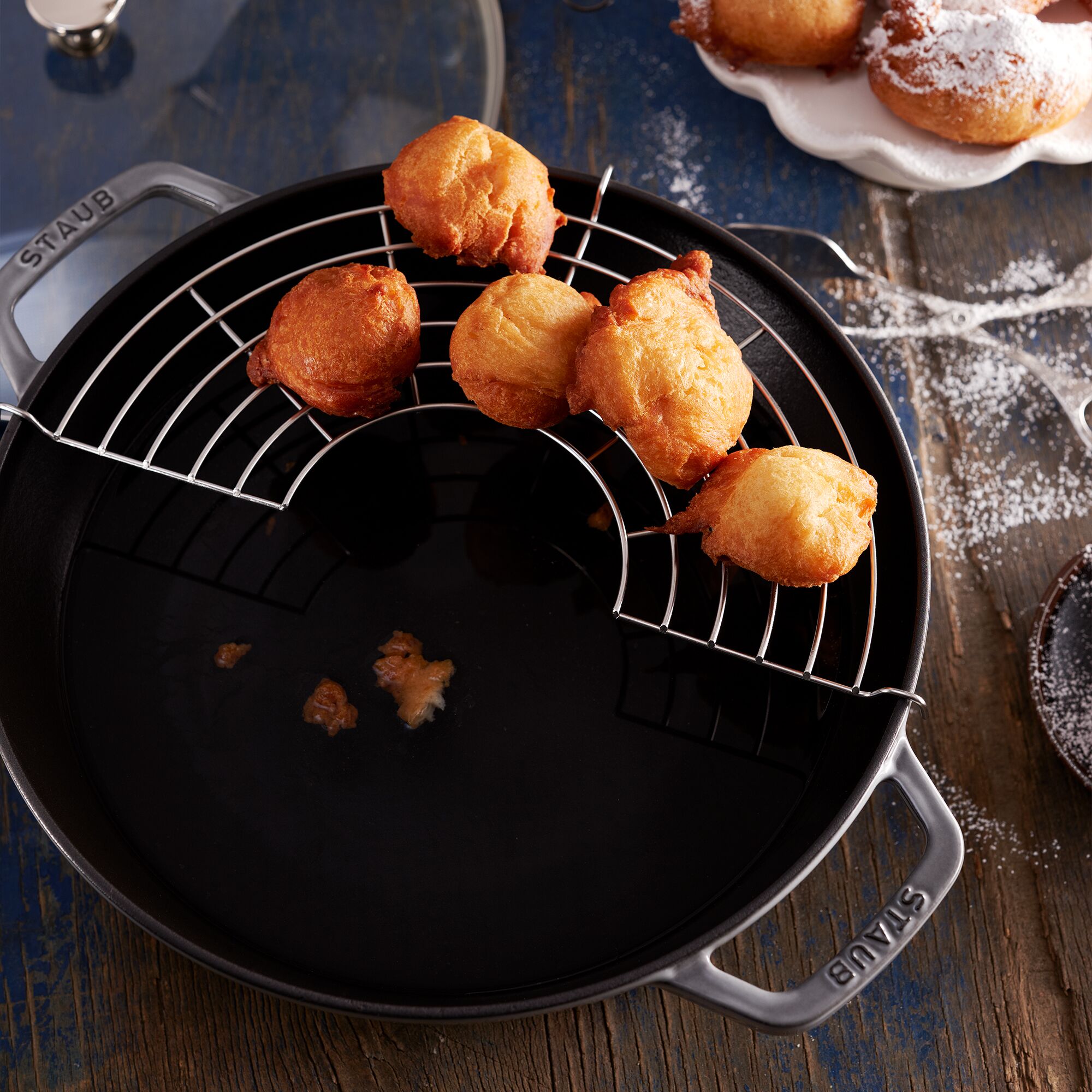 STAUB | SPECIALITIES - Wok avec couvercle en verre - Ø 300mm - Fonte - Gris graphite	