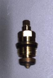 الجزء الداخلي من الصمام لحنفية الخلاط