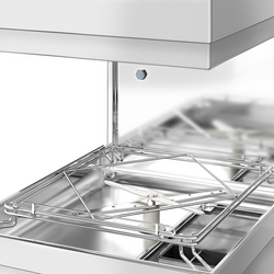 Doppelwandige Durchschubspülmaschine - Digital - 7,1 kW - mit Reiniger- & Klarspülerpumpe