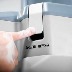 Sähköinen kompakti vihannesviipalointikone - 735 W - sis. 4 viipalointi-/raastelevyä ja leikkuulaitteen - taittuva kansi	