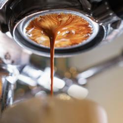 Portafilter stroj "Eminence" - 3 grupe - uklj. sustav preinfuzije & 3 parne cijevi - Crna (profesionalni espresso aparat)