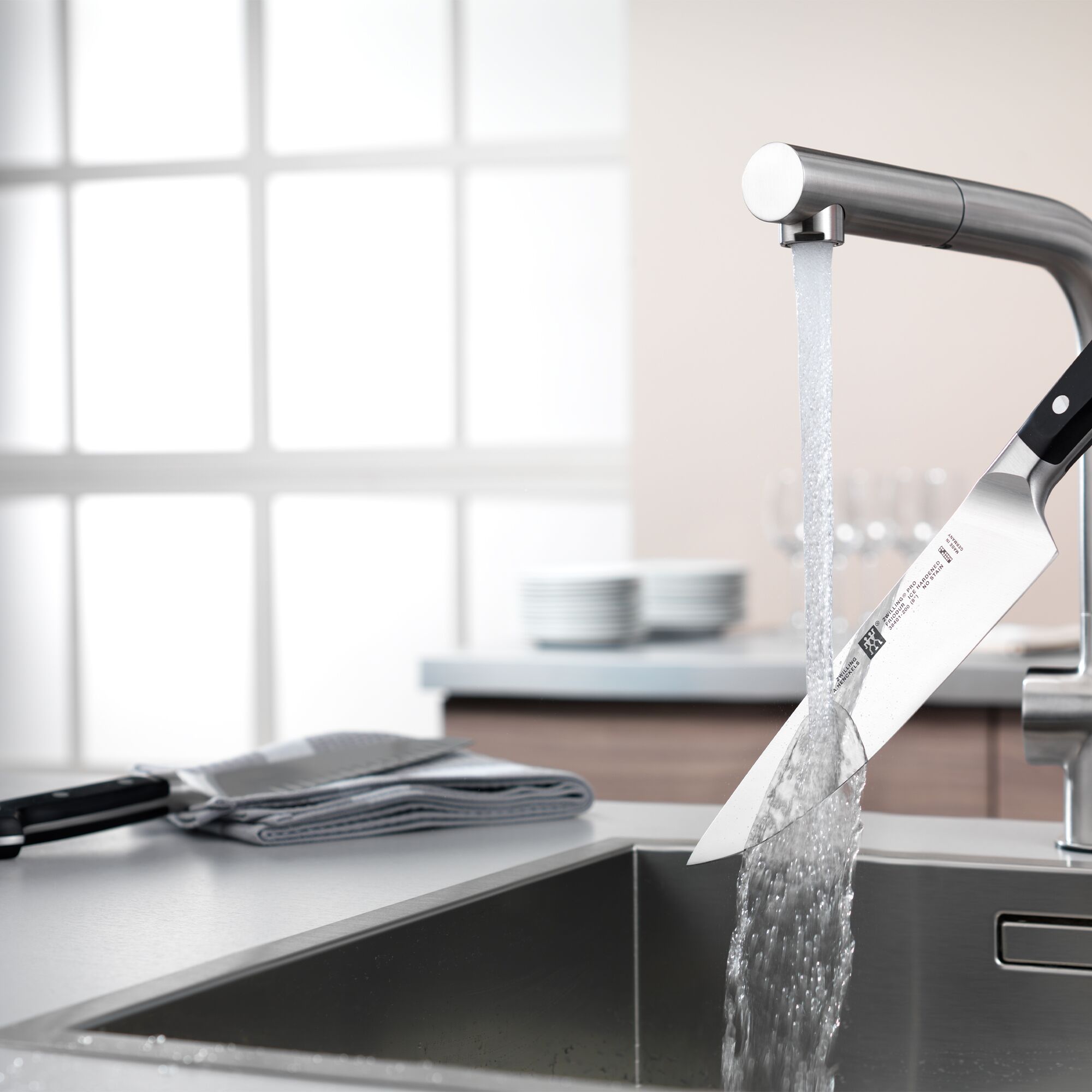ZWILLING | PRO - Couteau de chef - Lame: 200mm